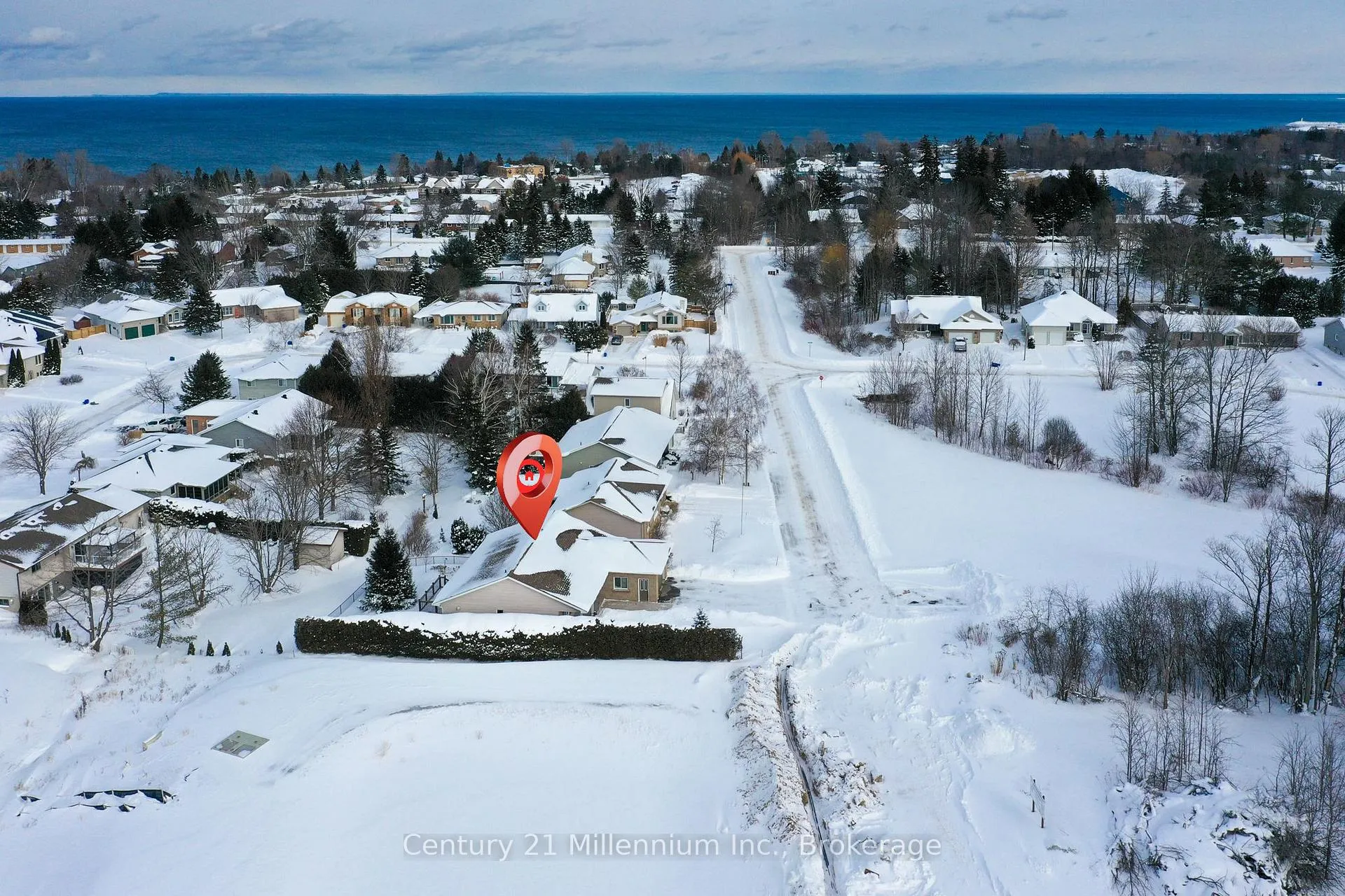 Photo 10 of 29 Ridge Creek Drive, Meaford — HOMEH