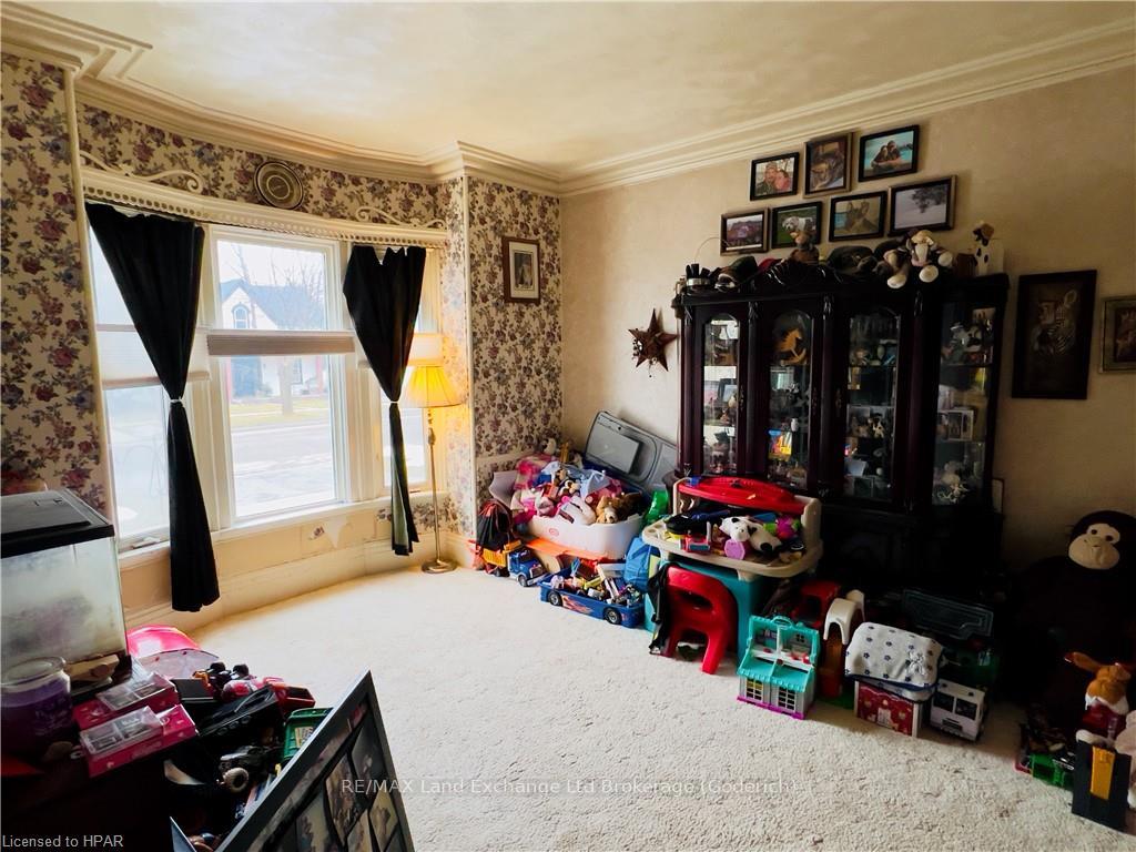 Photo 18 of 176 Nelson Street E, Goderich, Goderich (Town) — HOMEH