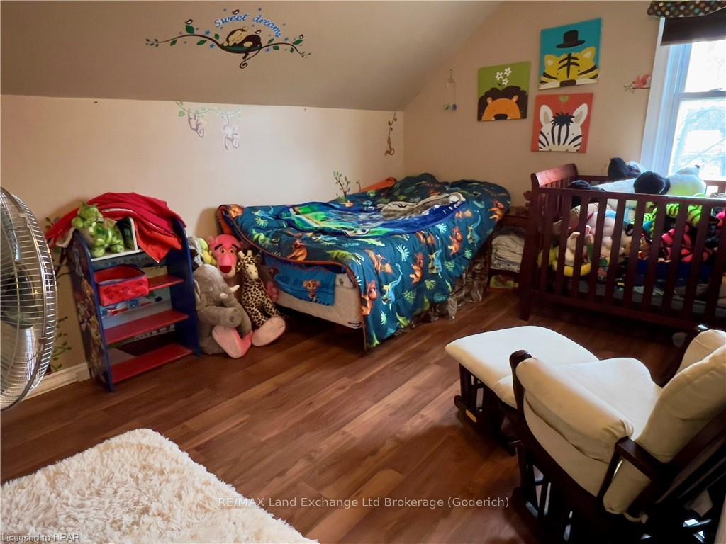 Photo 21 of 176 Nelson Street E, Goderich, Goderich (Town) — HOMEH