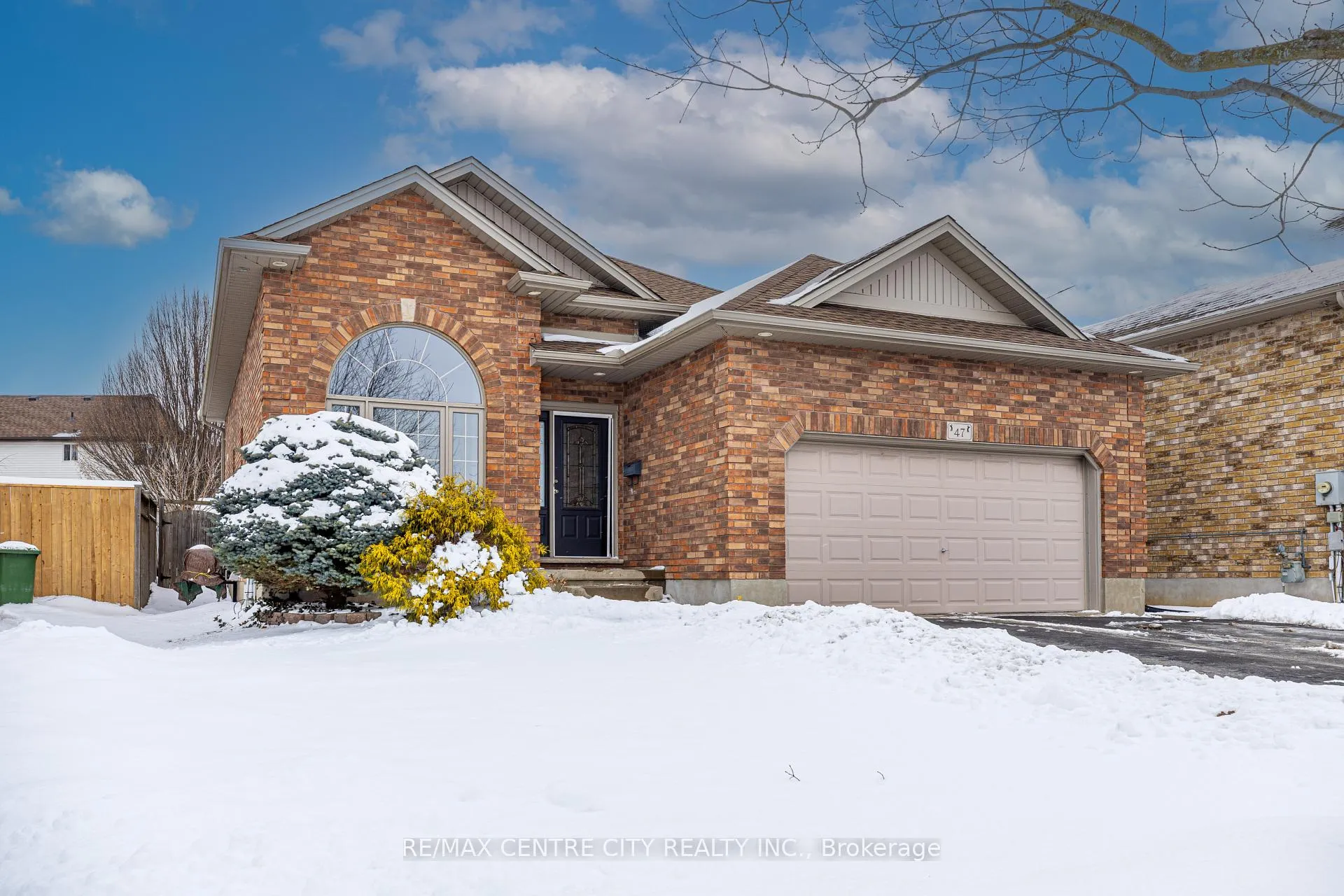Photo 1 of 47 Hagerman Crescent, St. Thomas — HOMEH