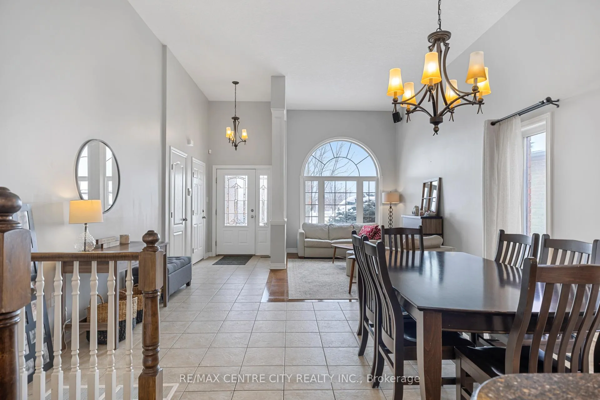 Photo 8 of 47 Hagerman Crescent, St. Thomas — HOMEH
