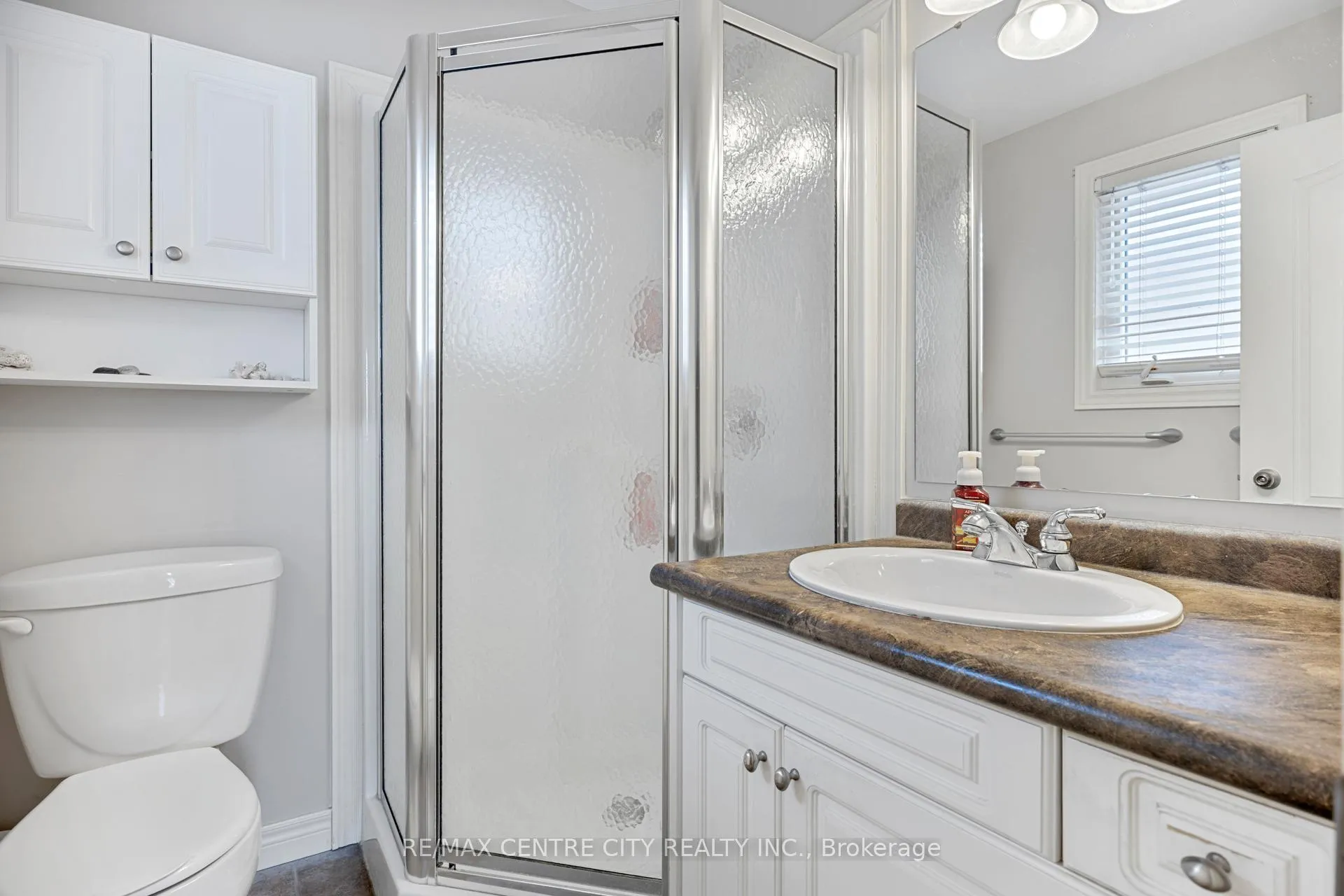 Photo 17 of 47 Hagerman Crescent, St. Thomas — HOMEH