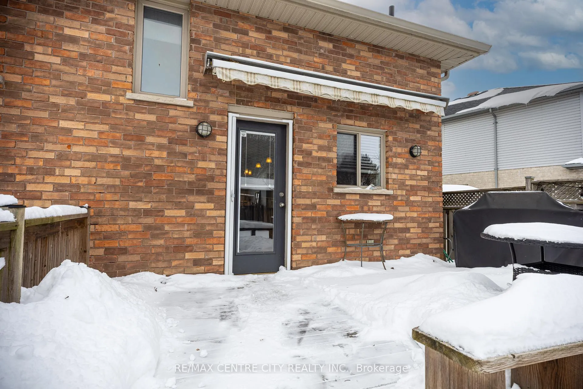 Photo 28 of 47 Hagerman Crescent, St. Thomas — HOMEH