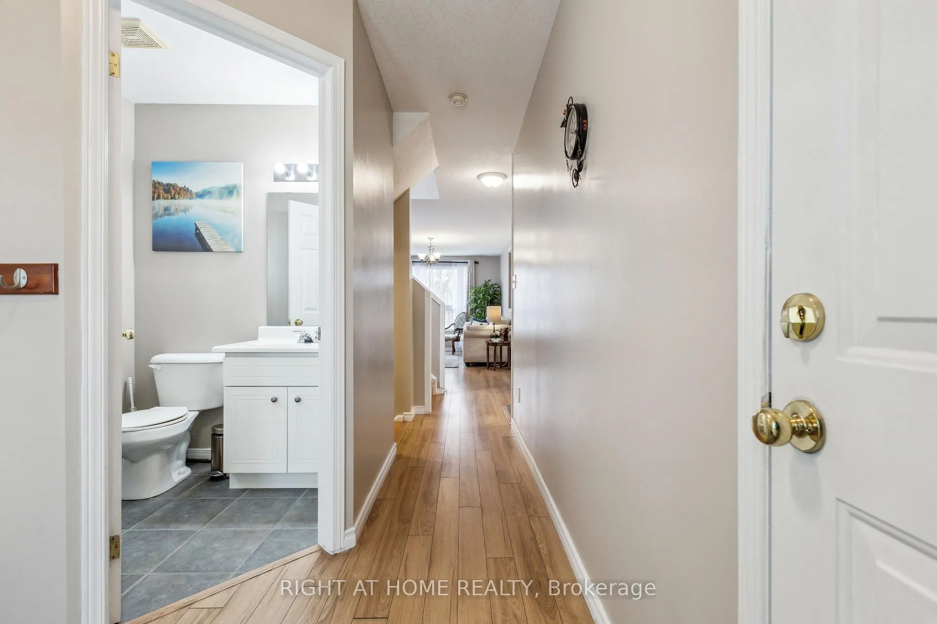 Photo 16 of 40 Chillico Drive, Guelph, Willow West/Sugarbush/West Acres — HOMEH