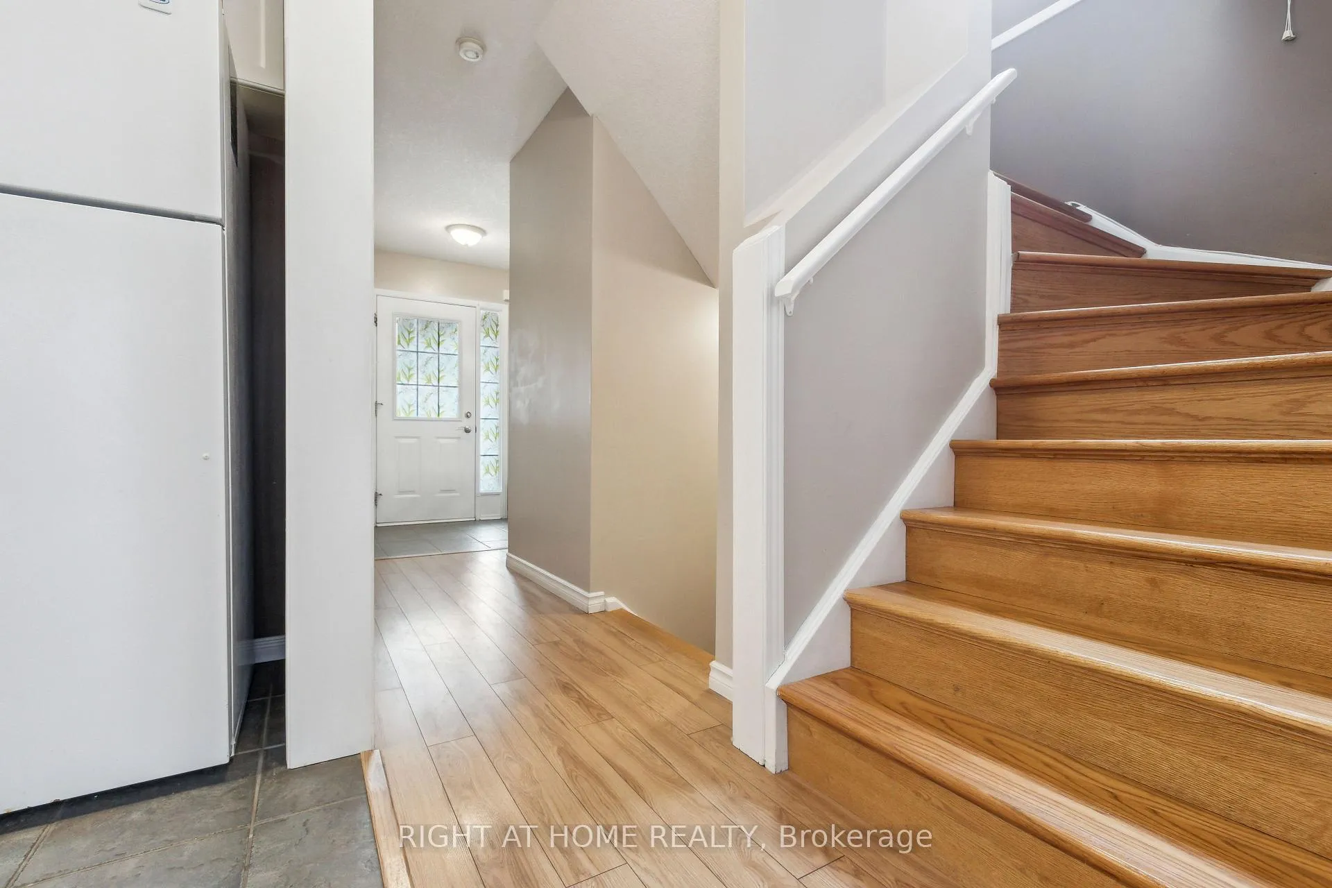 Photo 18 of 40 Chillico Drive, Guelph, Willow West/Sugarbush/West Acres — HOMEH