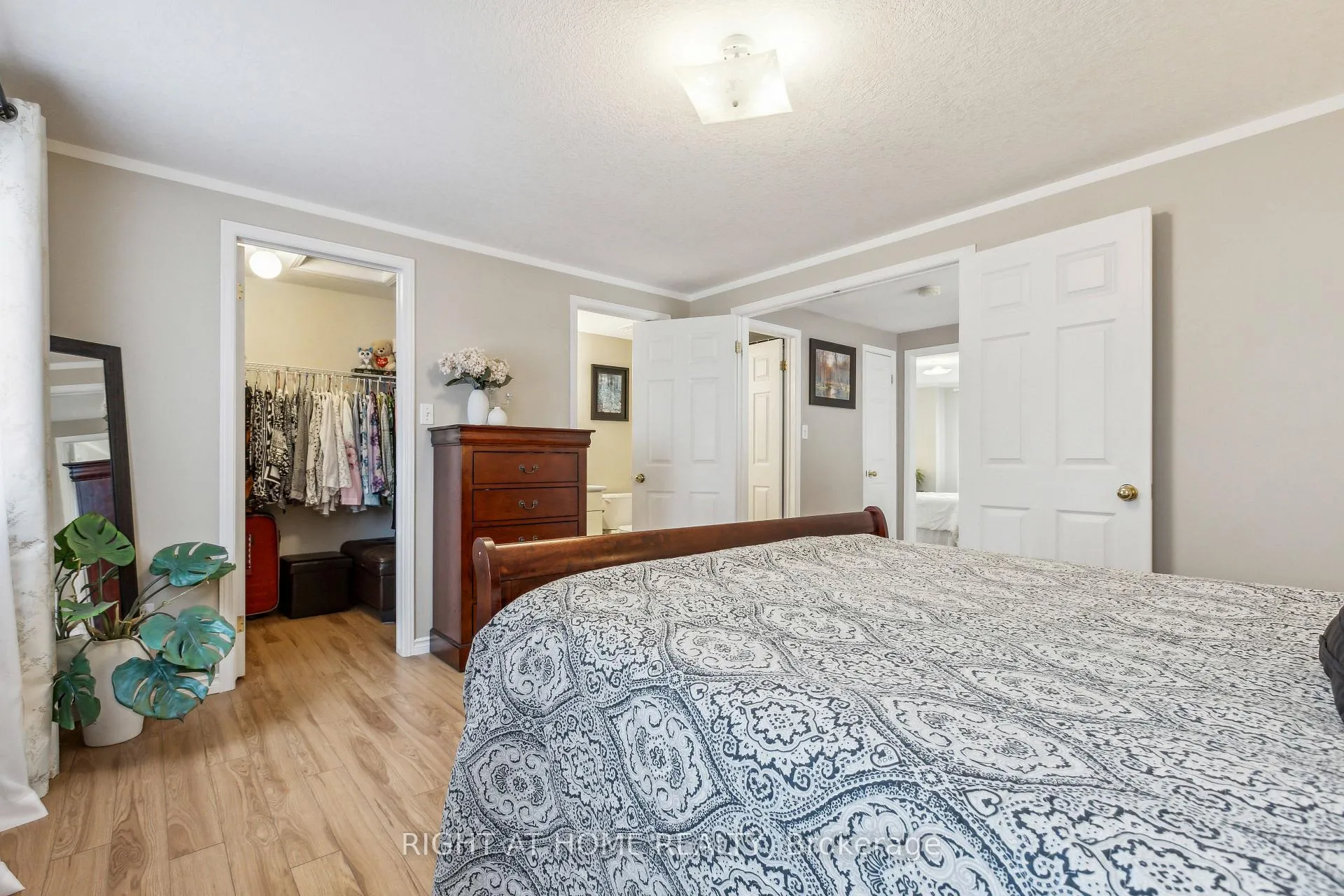 Photo 23 of 40 Chillico Drive, Guelph, Willow West/Sugarbush/West Acres — HOMEH