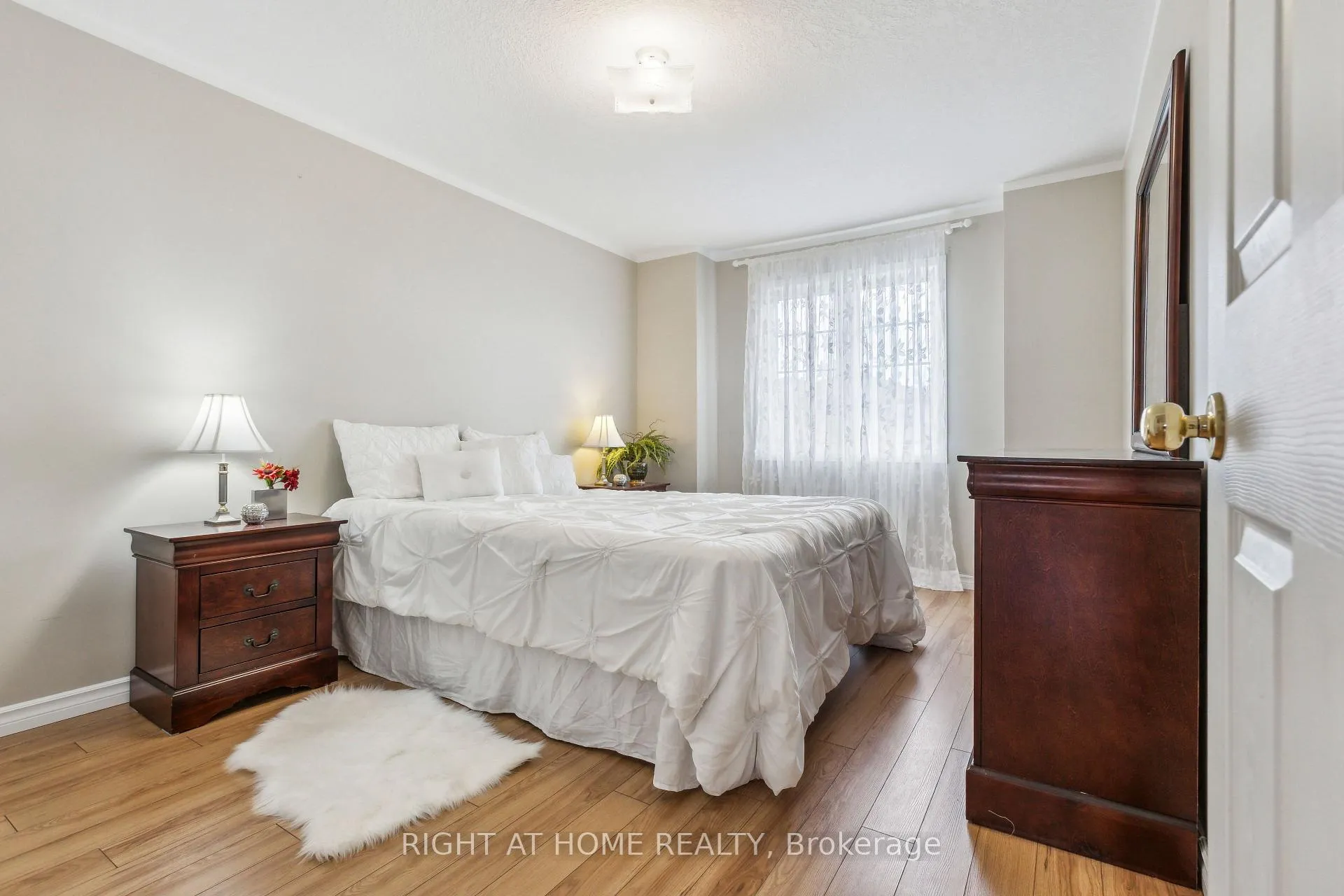 Photo 24 of 40 Chillico Drive, Guelph, Willow West/Sugarbush/West Acres — HOMEH