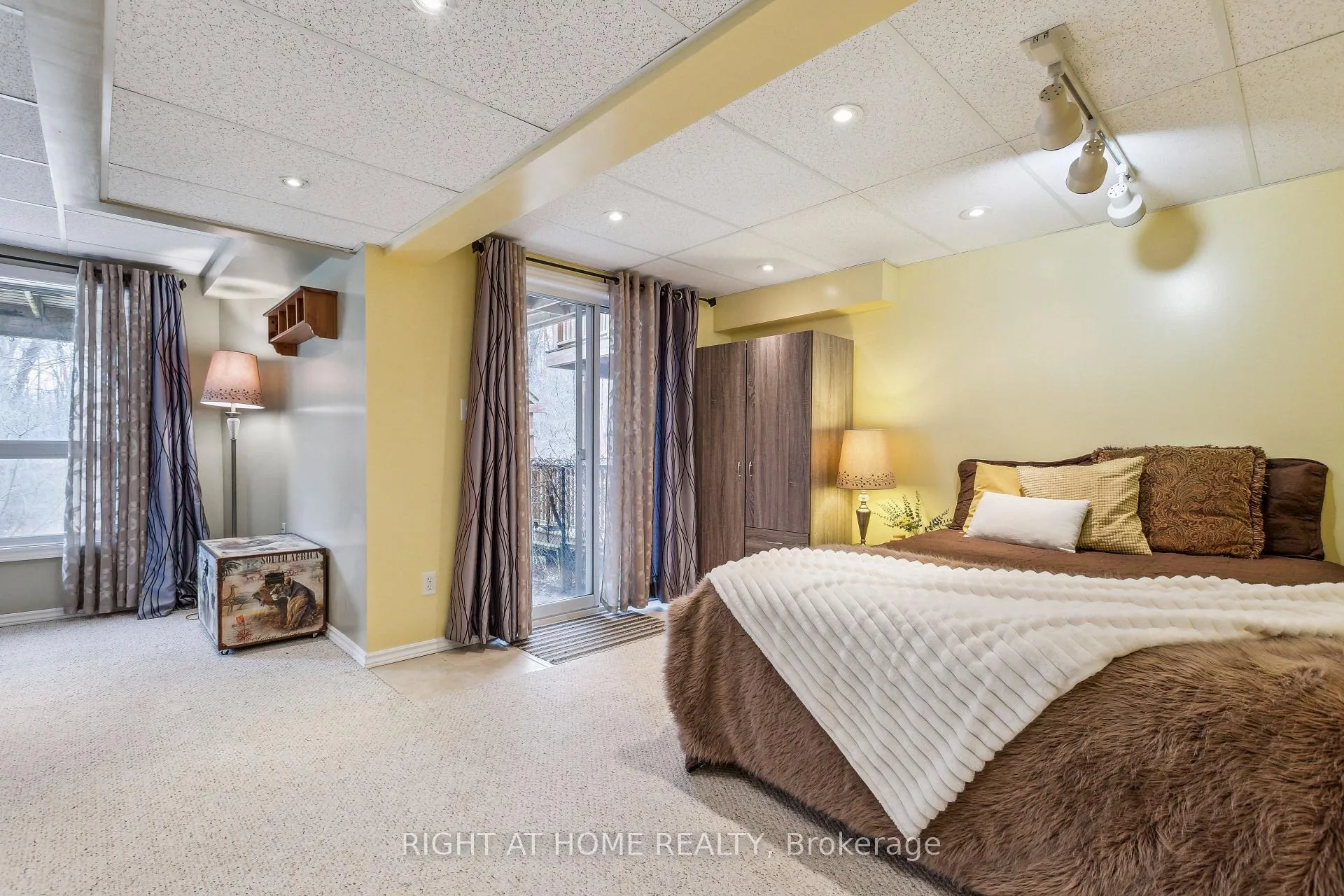 Photo 31 of 40 Chillico Drive, Guelph, Willow West/Sugarbush/West Acres — HOMEH