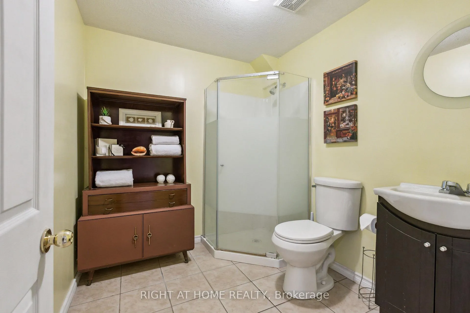 Photo 35 of 40 Chillico Drive, Guelph, Willow West/Sugarbush/West Acres — HOMEH
