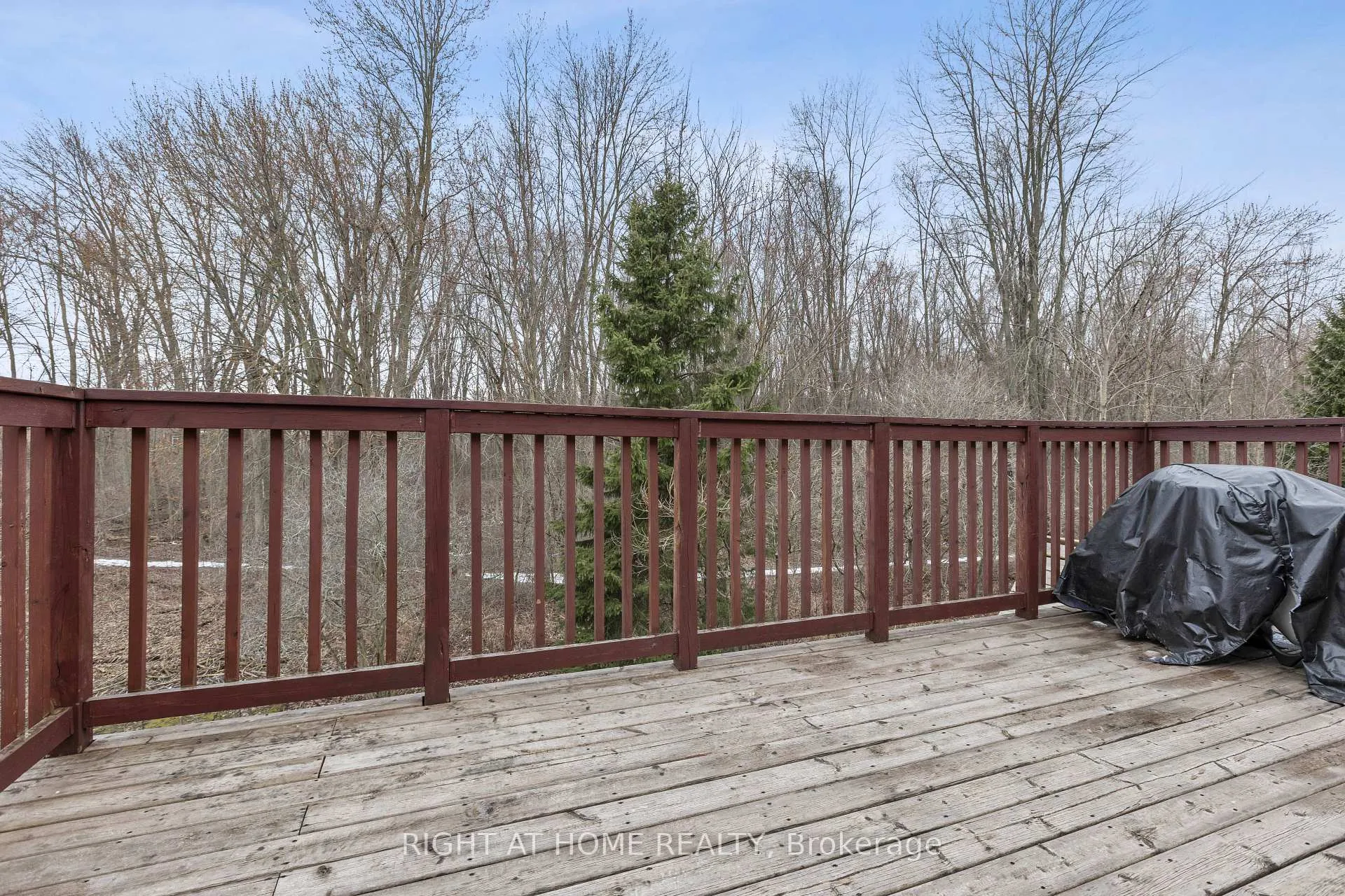 Photo 38 of 40 Chillico Drive, Guelph, Willow West/Sugarbush/West Acres — HOMEH