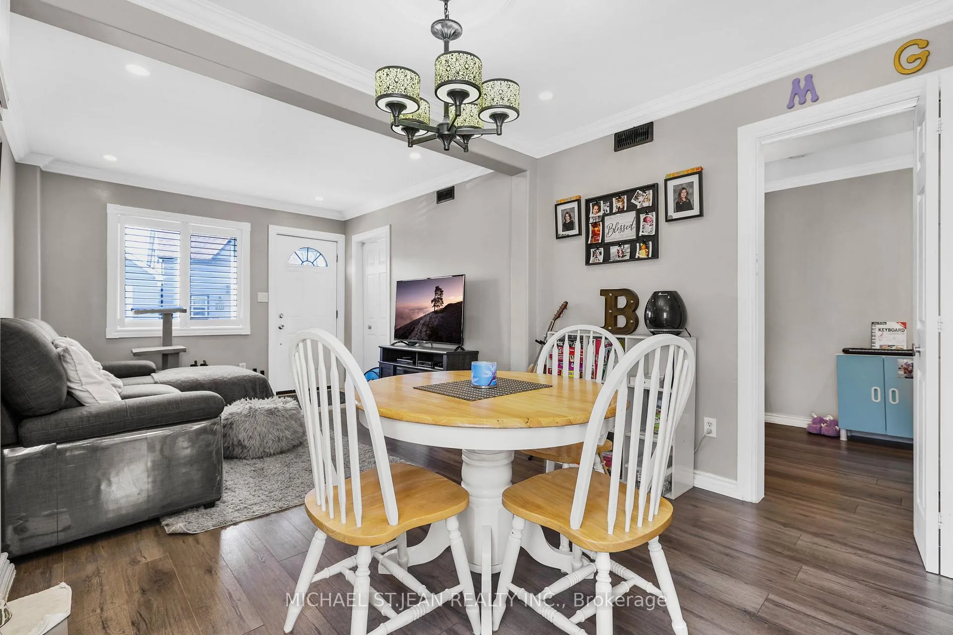 Photo 12 of 410 Cope Street, Hamilton, Homeside — HOMEH