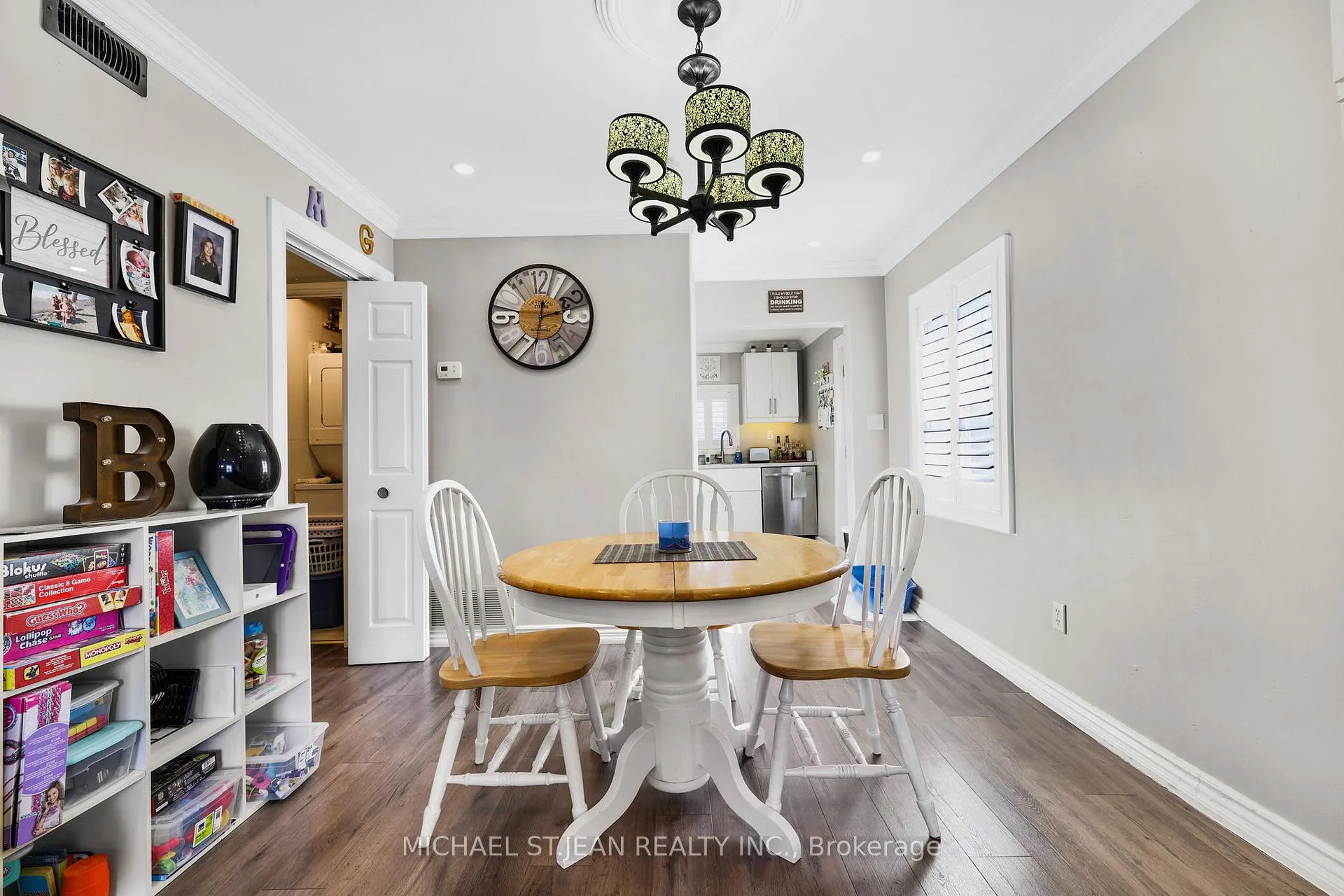 Photo 13 of 410 Cope Street, Hamilton, Homeside — HOMEH