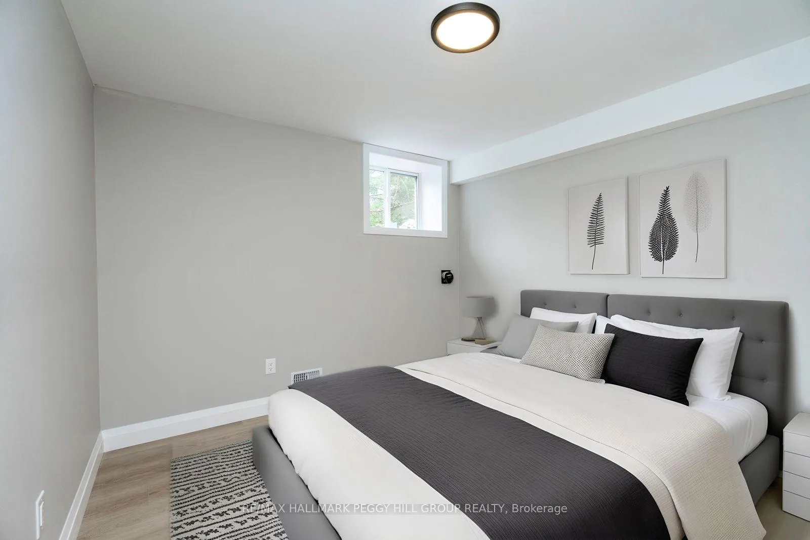 Photo 10 of 16 Hillview Crescent, Springwater, Rural Springwater — HOMEH