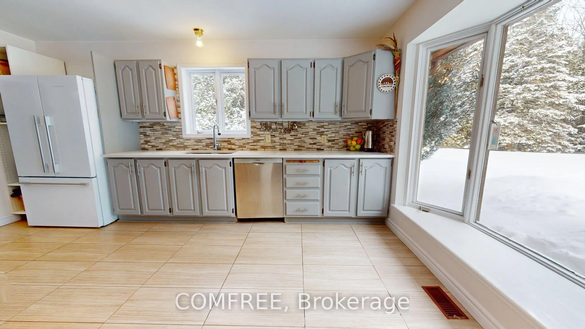 Photo 6 of 11954 Forest Hill Road, North Dundas, North Dundas (Mountain) Twp — HOMEH