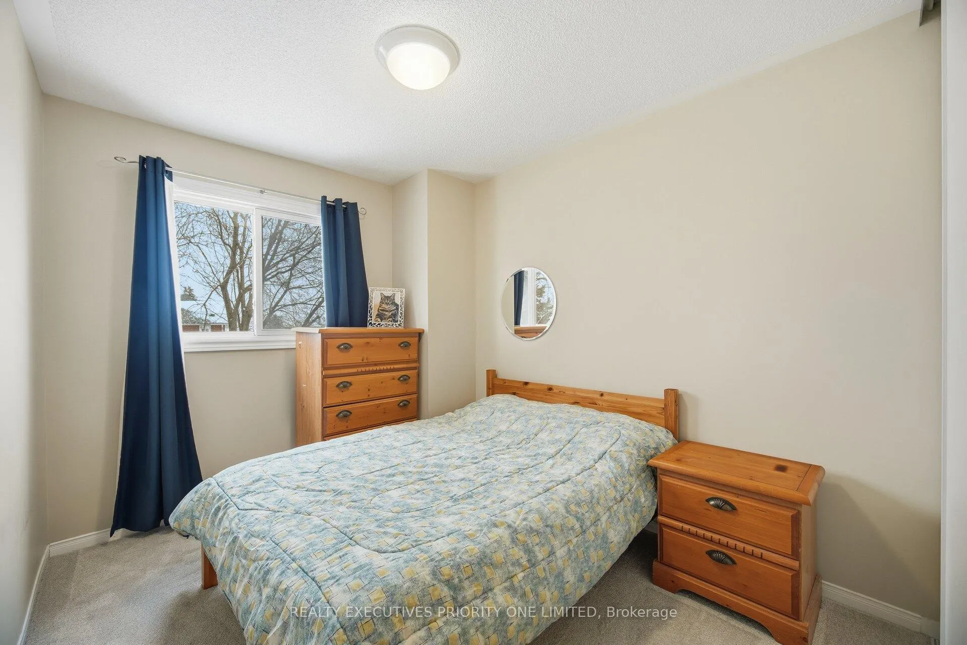 Photo 17 of 28 Smith Court, Caledon, Bolton East — HOMEH