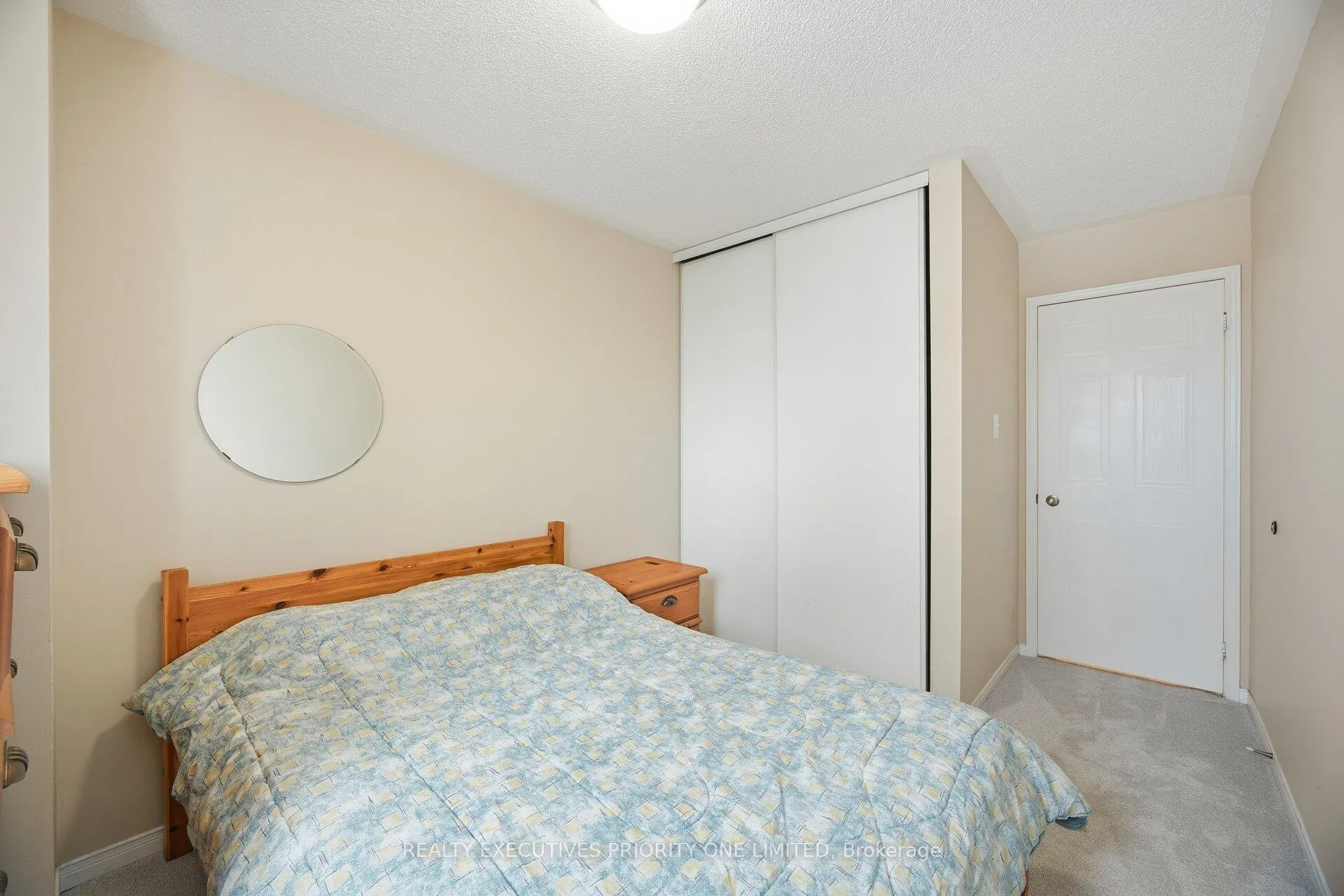 Photo 18 of 28 Smith Court, Caledon, Bolton East — HOMEH