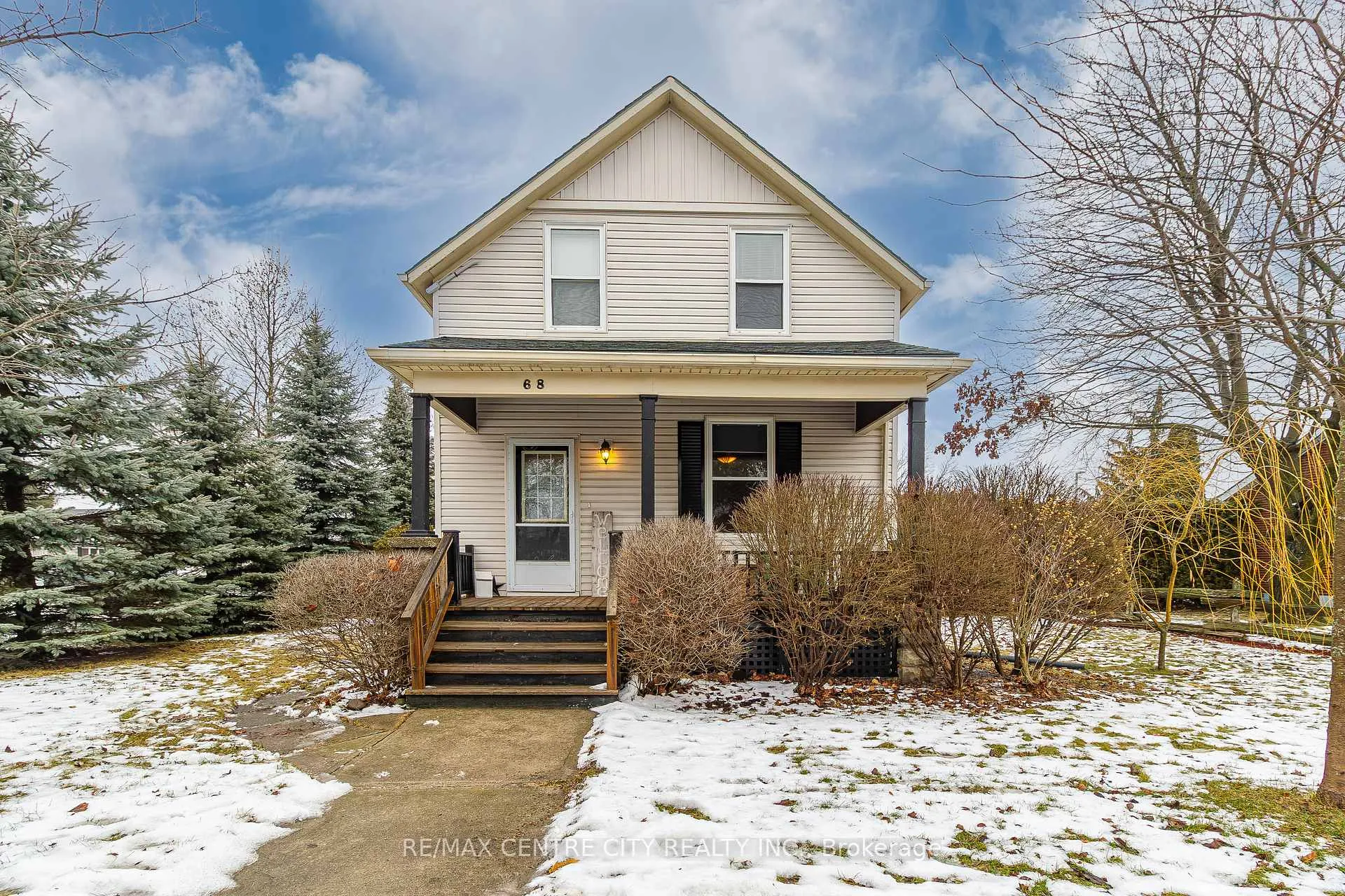 Photo 1 of 68 Edward Street, St. Thomas — HOMEH