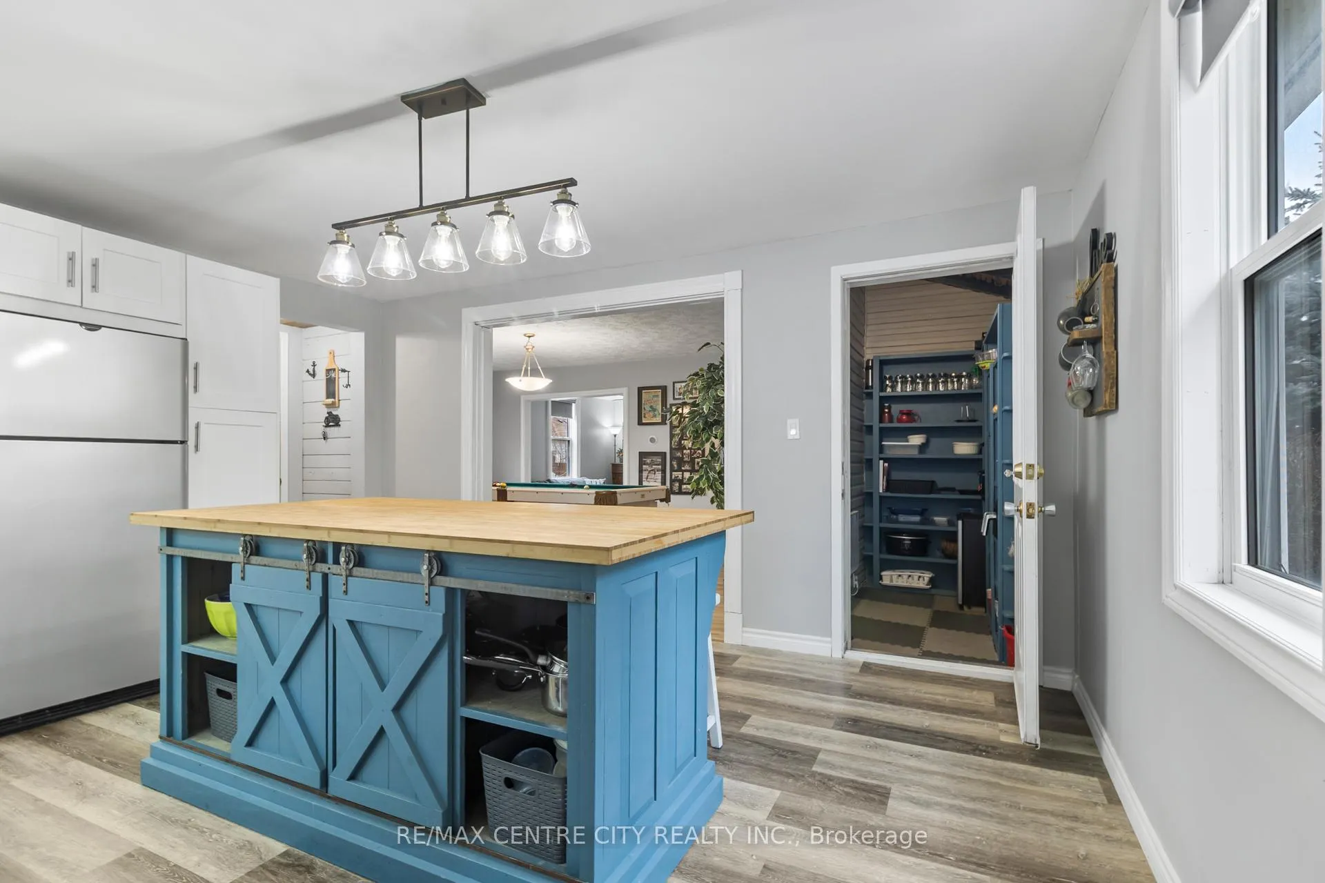 Photo 9 of 68 Edward Street, St. Thomas — HOMEH