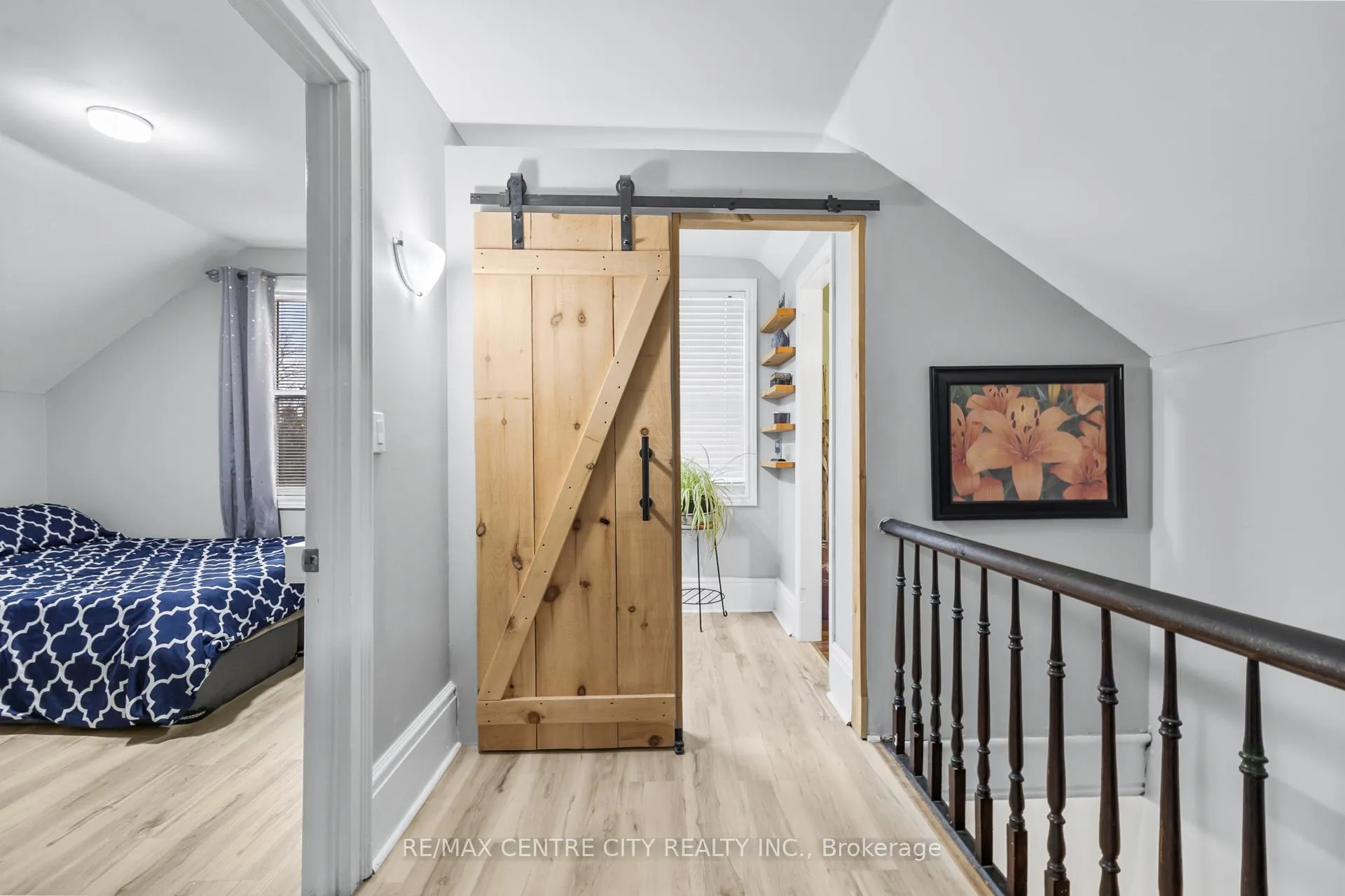 Photo 17 of 68 Edward Street, St. Thomas — HOMEH