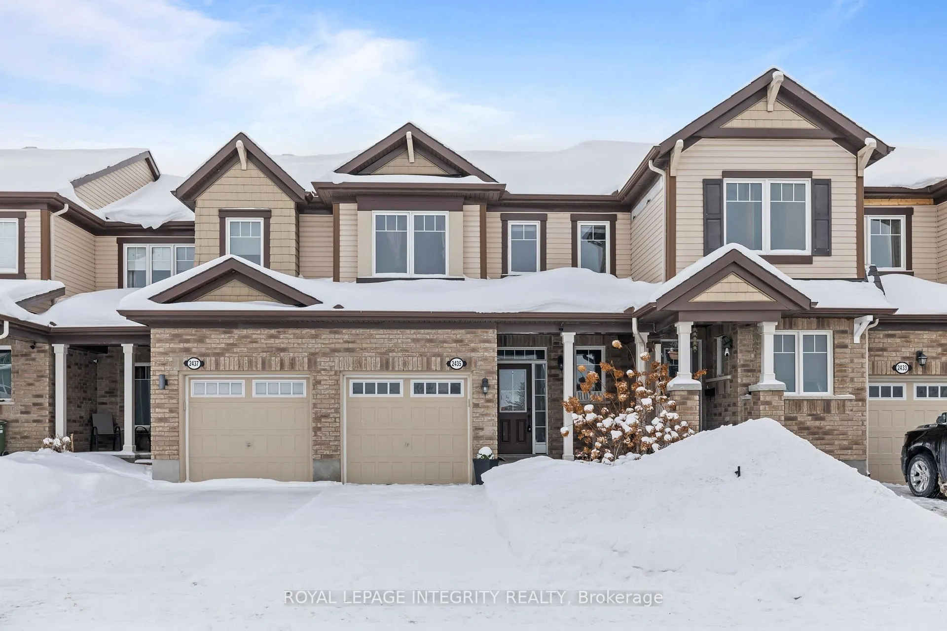 Front of 2435 River Mist Road