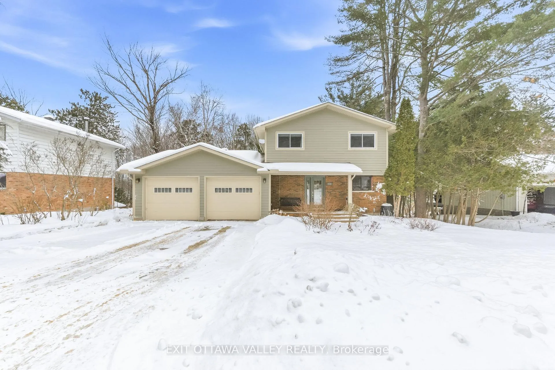 Photo 1 of 235 Thomas Street, Deep River — HOMEH