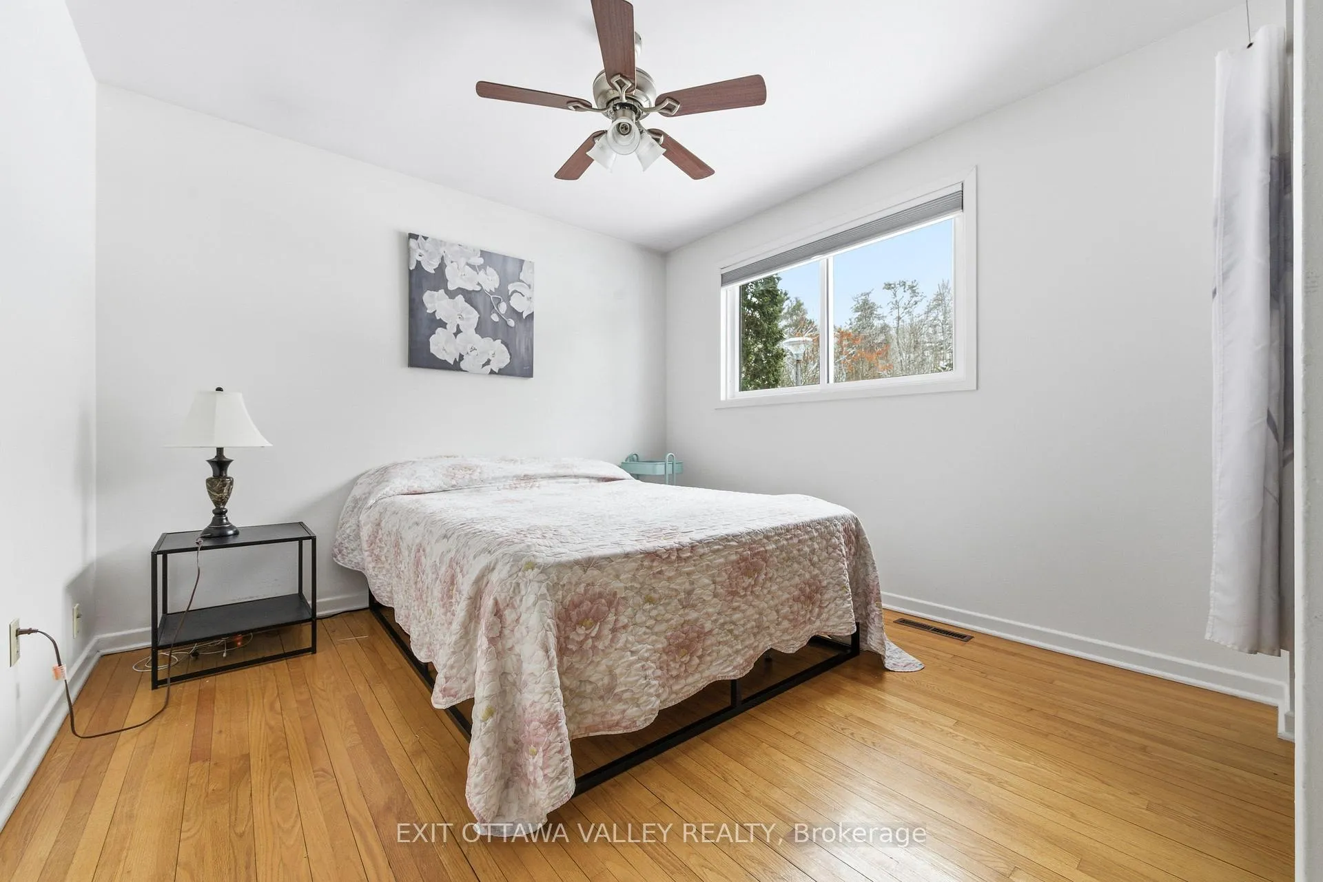 Photo 23 of 235 Thomas Street, Deep River — HOMEH