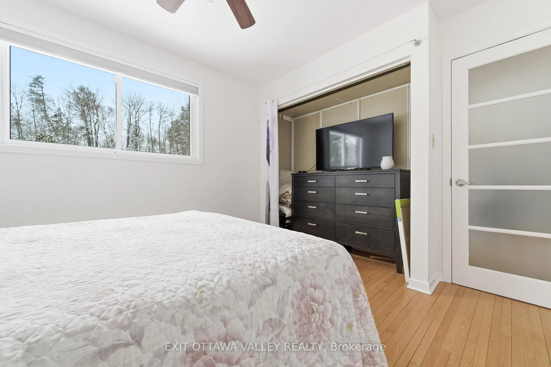Photo 24 of 235 Thomas Street, Deep River — HOMEH
