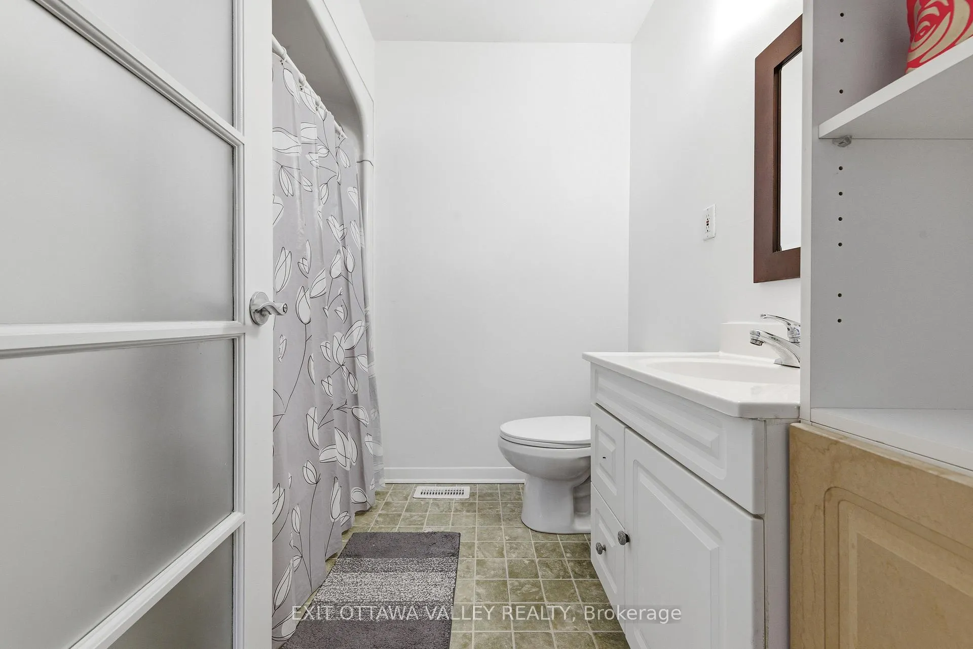 Photo 29 of 235 Thomas Street, Deep River — HOMEH