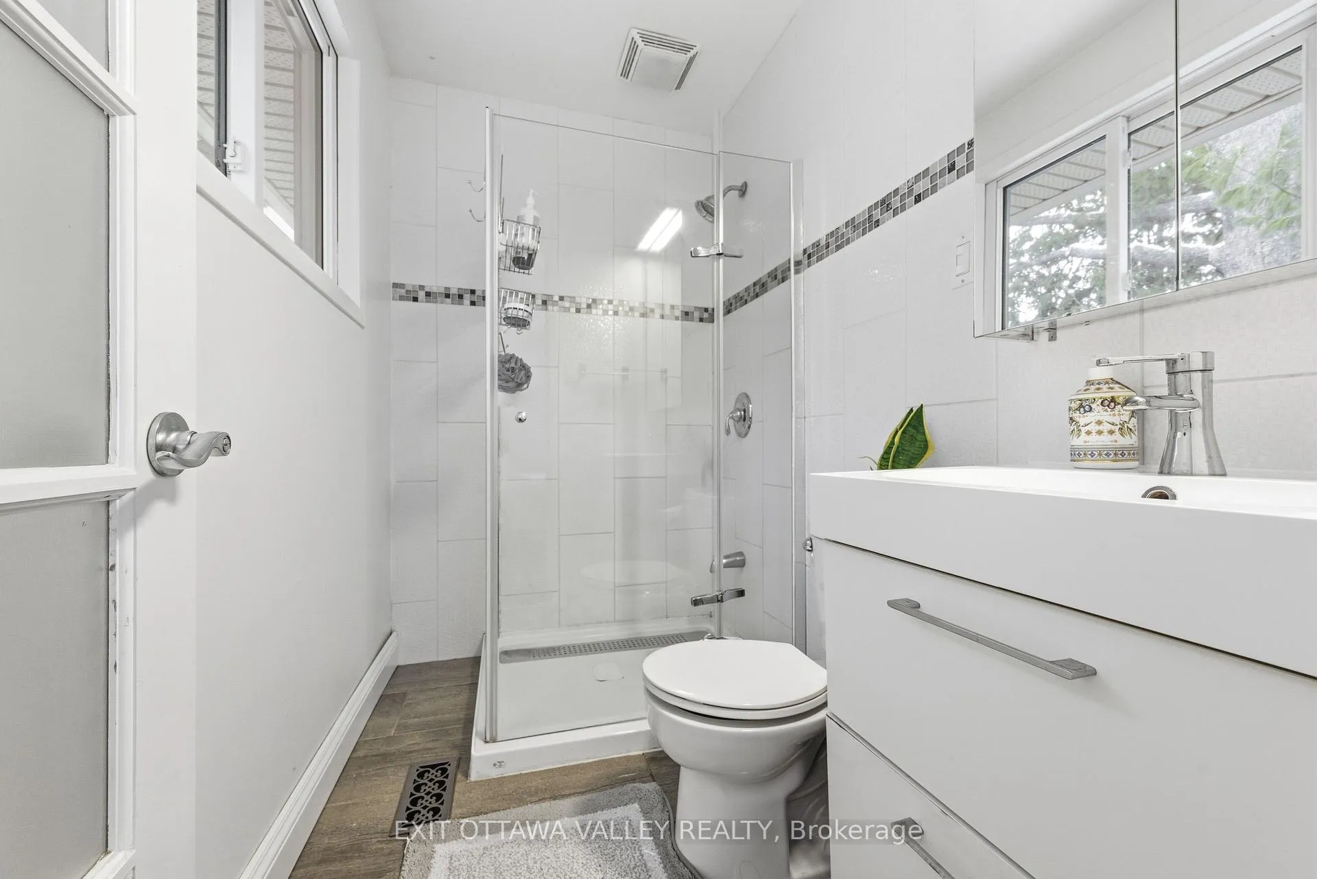 Photo 33 of 235 Thomas Street, Deep River — HOMEH