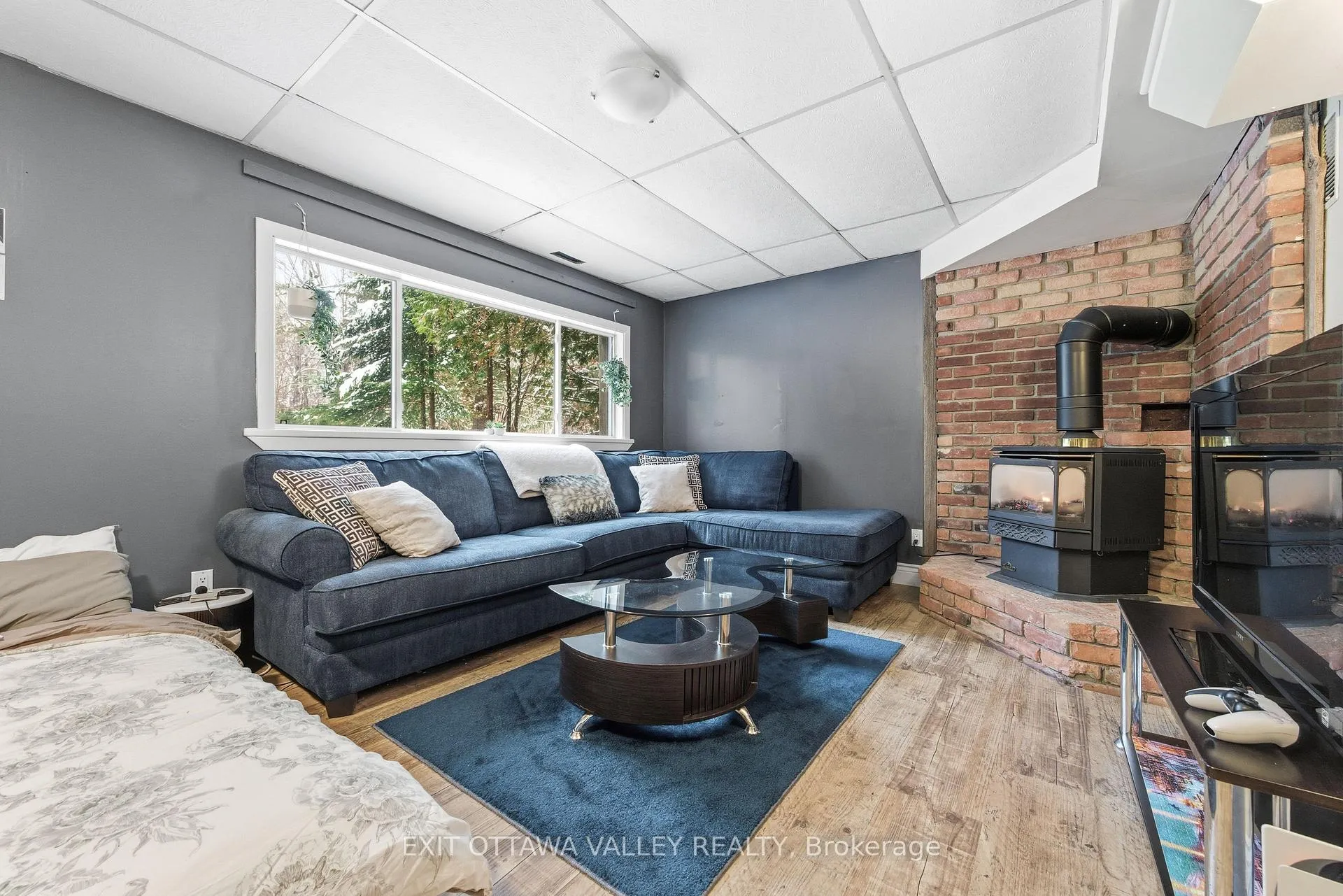 Photo 36 of 235 Thomas Street, Deep River — HOMEH
