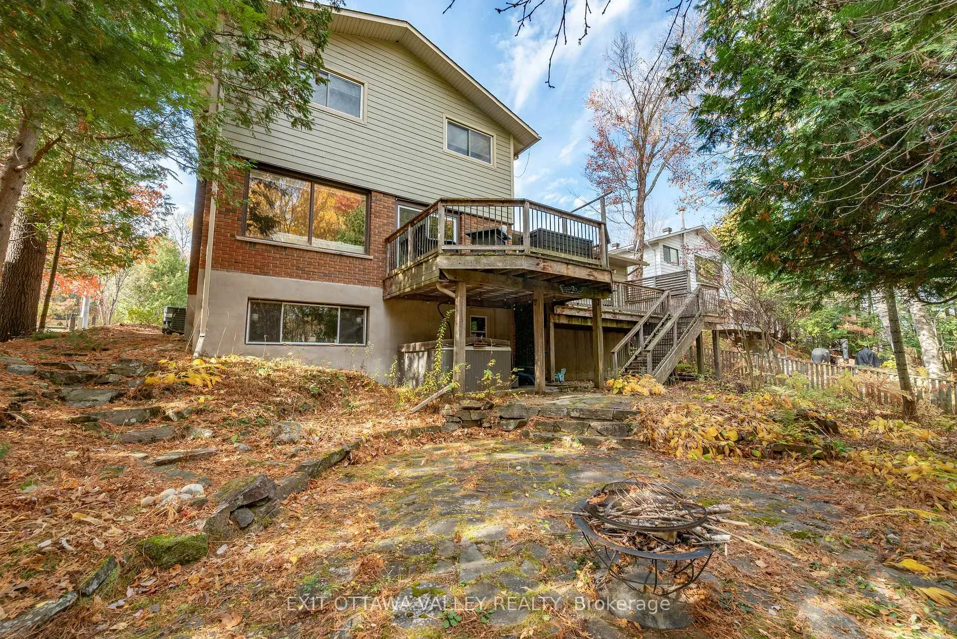 Photo 42 of 235 Thomas Street, Deep River — HOMEH