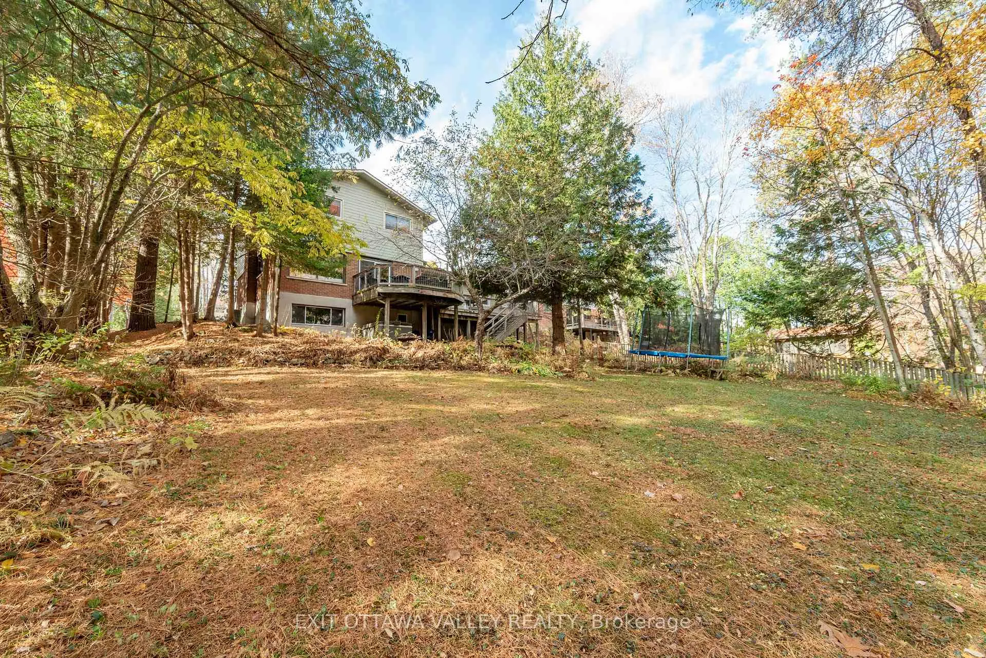 Photo 46 of 235 Thomas Street, Deep River — HOMEH