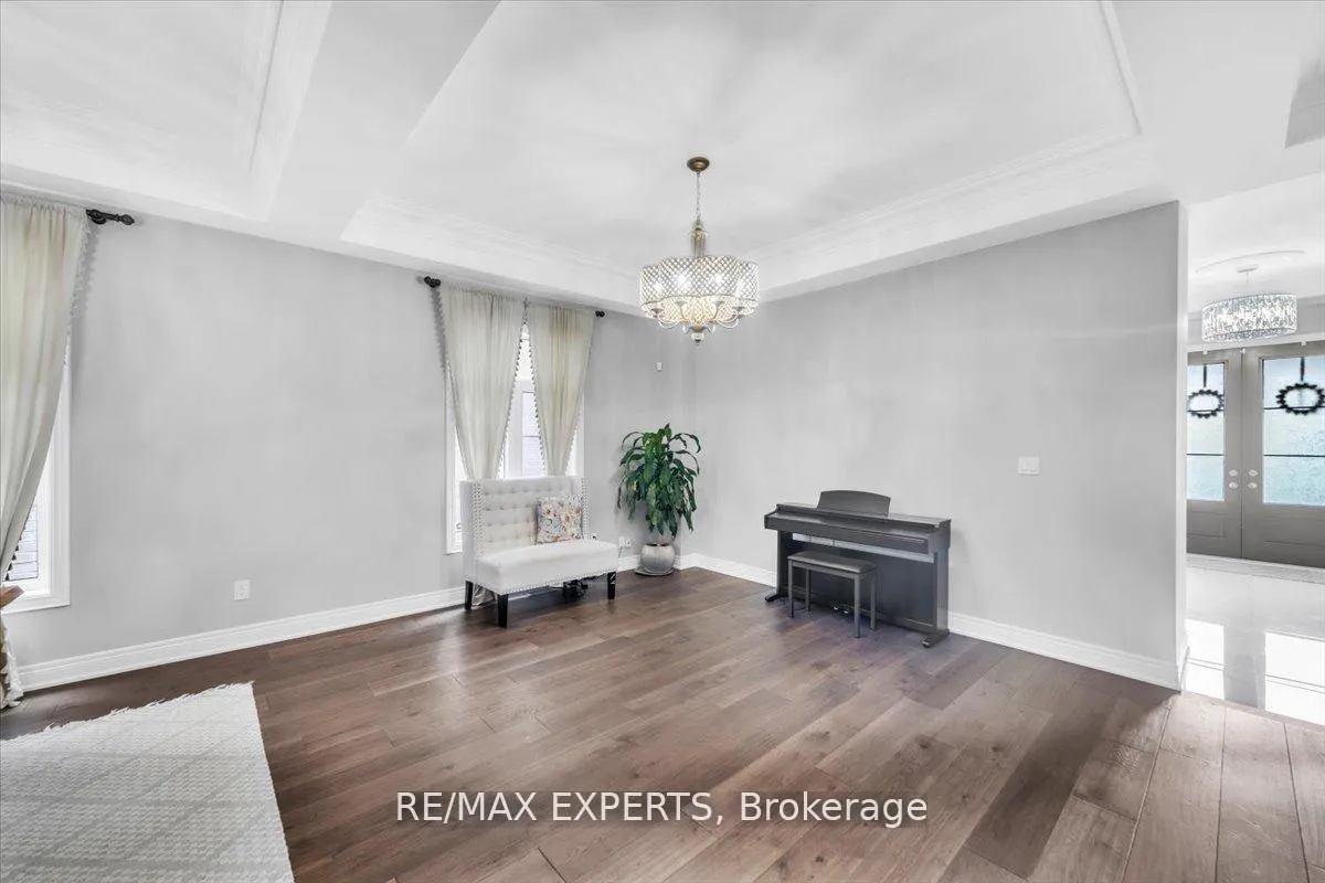Photo 6 of 77 Longevity Road, Brampton, Northwest Brampton — HOMEH