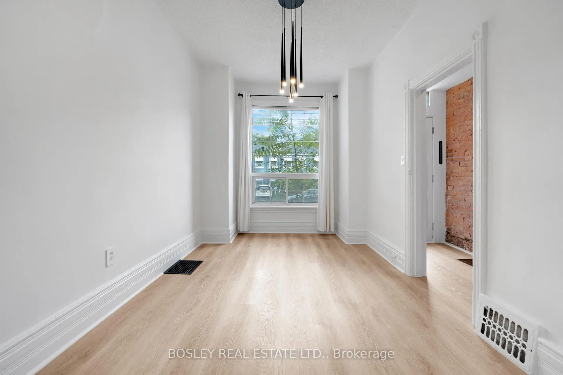 Photo 2 of 175 MacNab Street N, Hamilton, Central — HOMEH