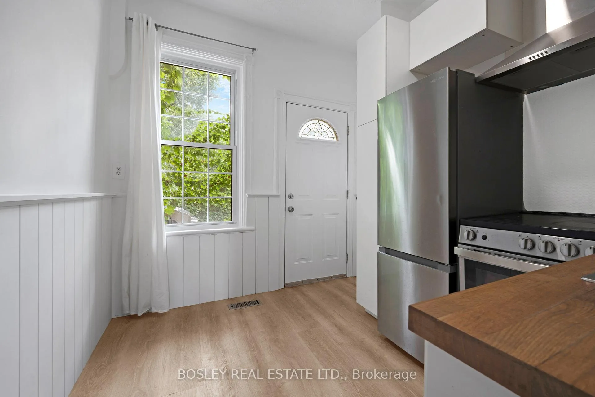 Photo 8 of 175 MacNab Street N, Hamilton, Central — HOMEH