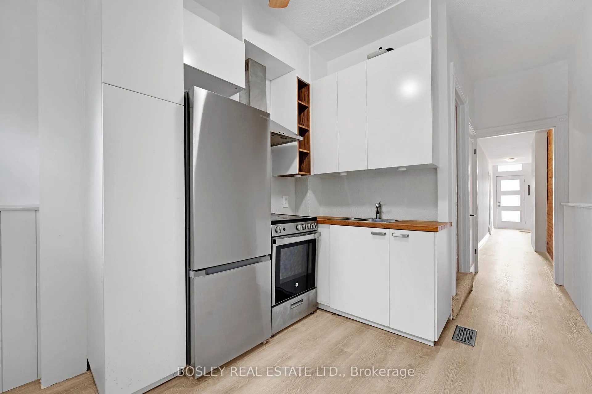 Photo 10 of 175 MacNab Street N, Hamilton, Central — HOMEH