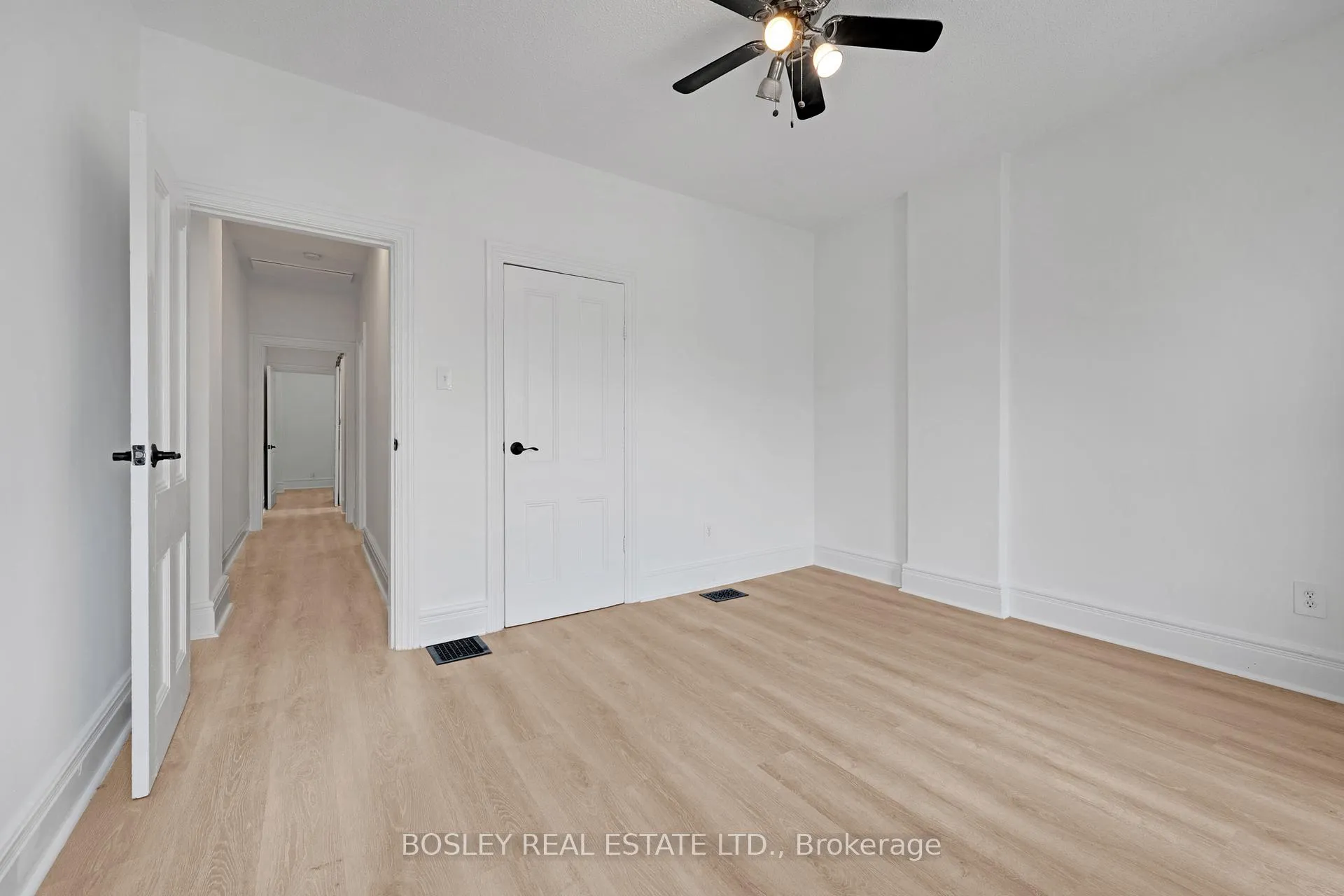 Photo 18 of 175 MacNab Street N, Hamilton, Central — HOMEH
