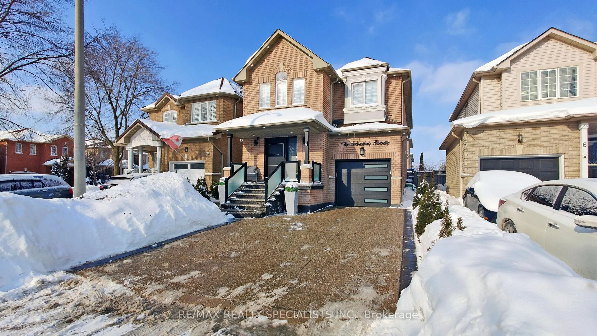 Photo 1 of 4 Allangrove Drive, Brampton, Fletcher's Meadow — HOMEH