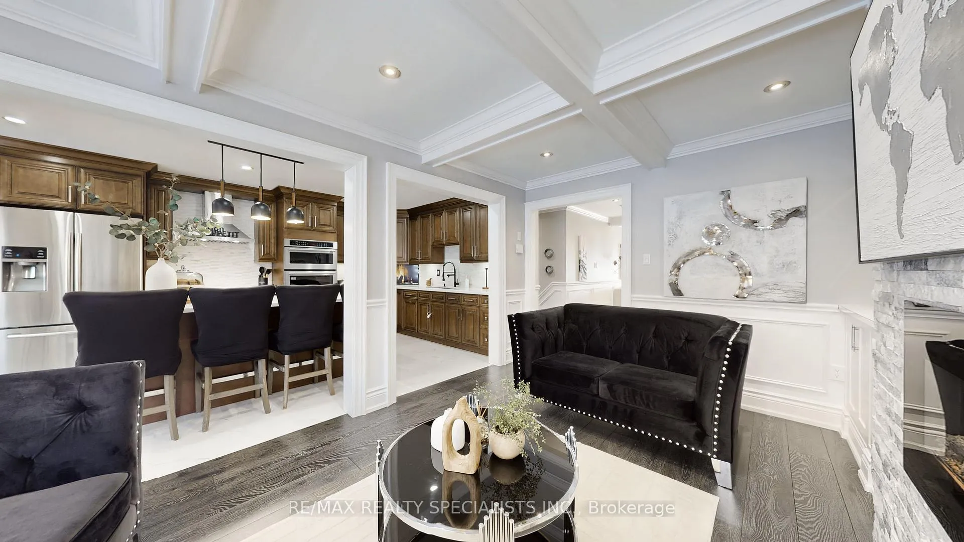 Photo 9 of 4 Allangrove Drive, Brampton, Fletcher's Meadow — HOMEH