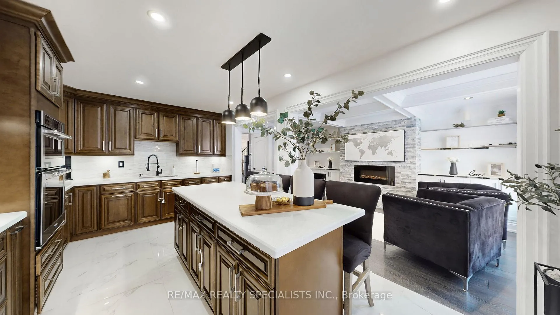 Photo 14 of 4 Allangrove Drive, Brampton, Fletcher's Meadow — HOMEH