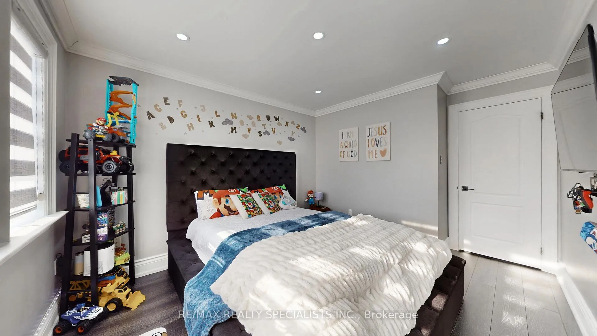 Photo 28 of 4 Allangrove Drive, Brampton, Fletcher's Meadow — HOMEH