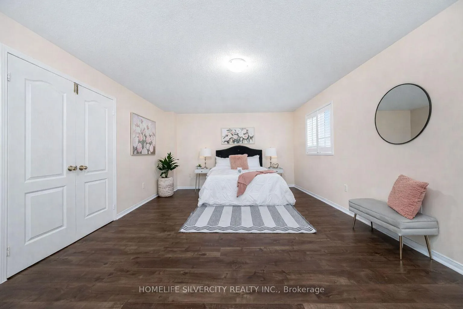 Photo 12 of 16 Coralreef Crescent, Brampton, Sandringham-Wellington — HOMEH
