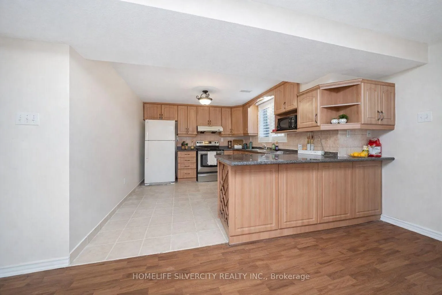 Photo 23 of 16 Coralreef Crescent, Brampton, Sandringham-Wellington — HOMEH