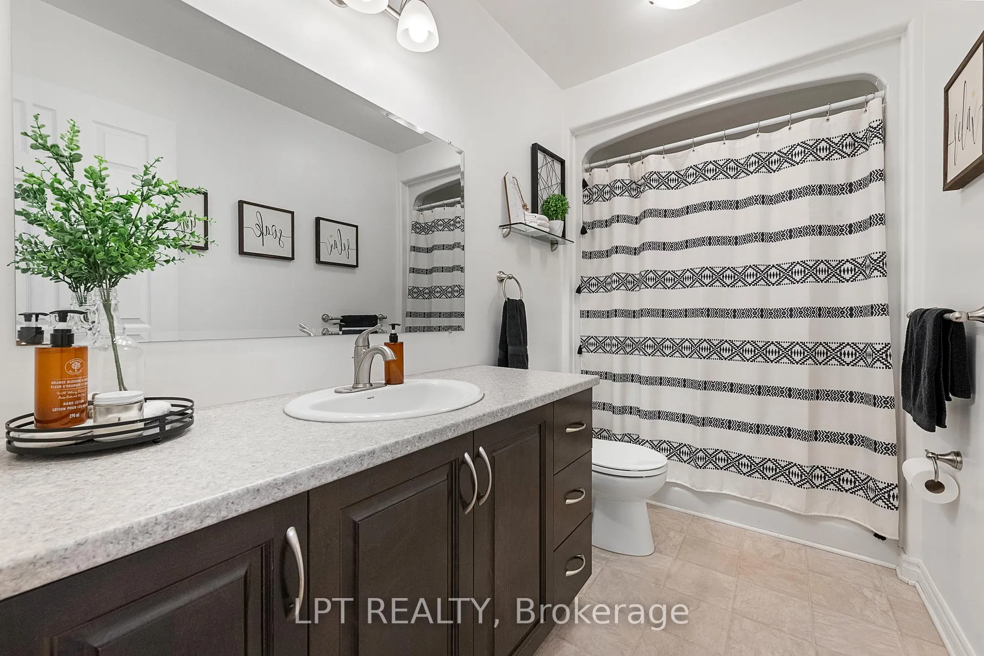 Photo 25 of 474 William Campbell Road, Montague, Montague Twp — HOMEH