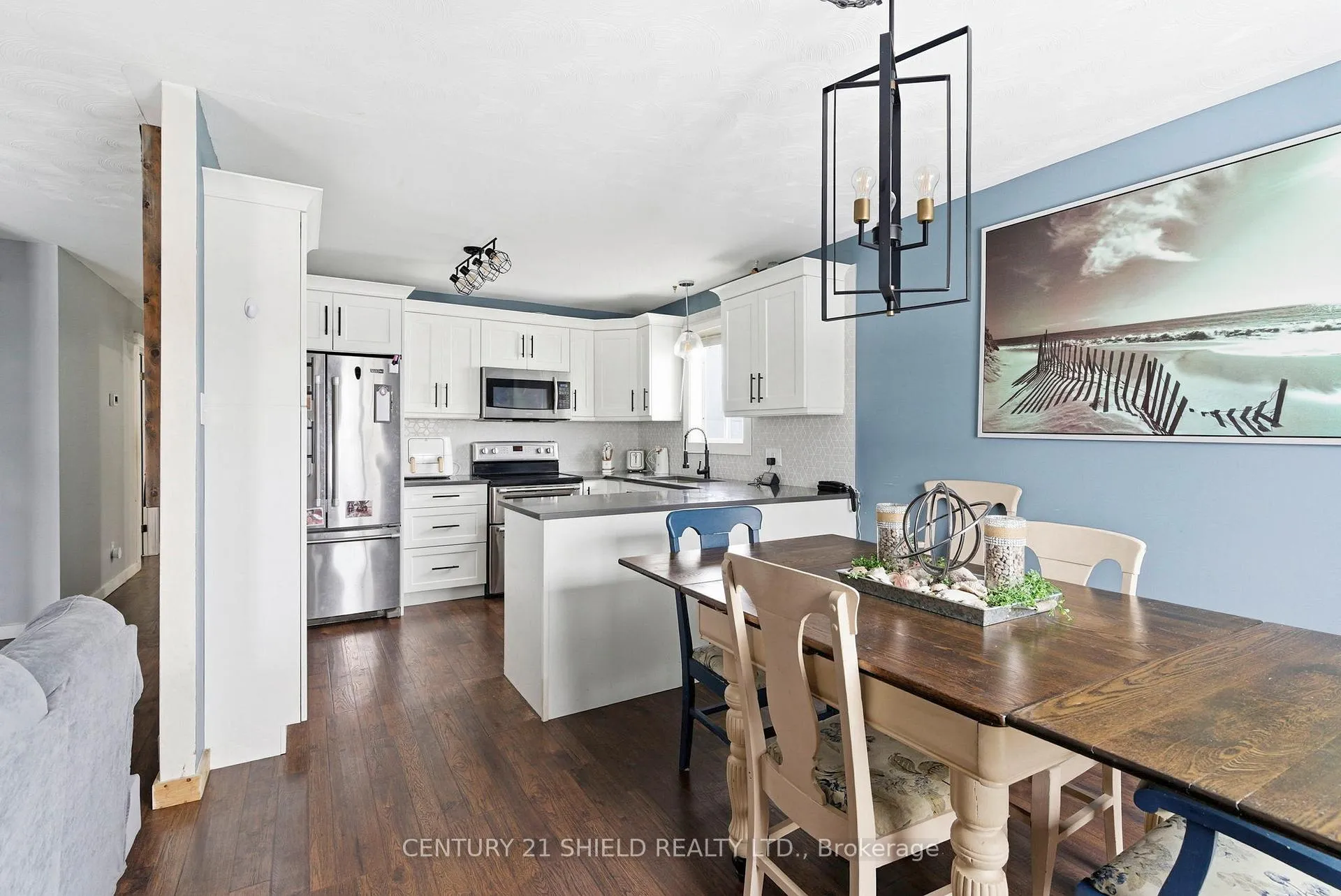 Photo 9 of 1712 Cumberland Street, Cornwall — HOMEH