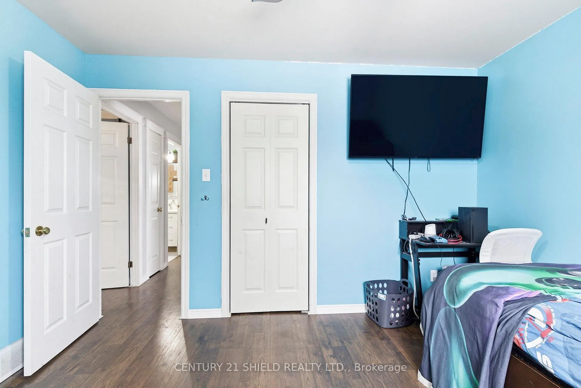 Photo 16 of 1712 Cumberland Street, Cornwall — HOMEH