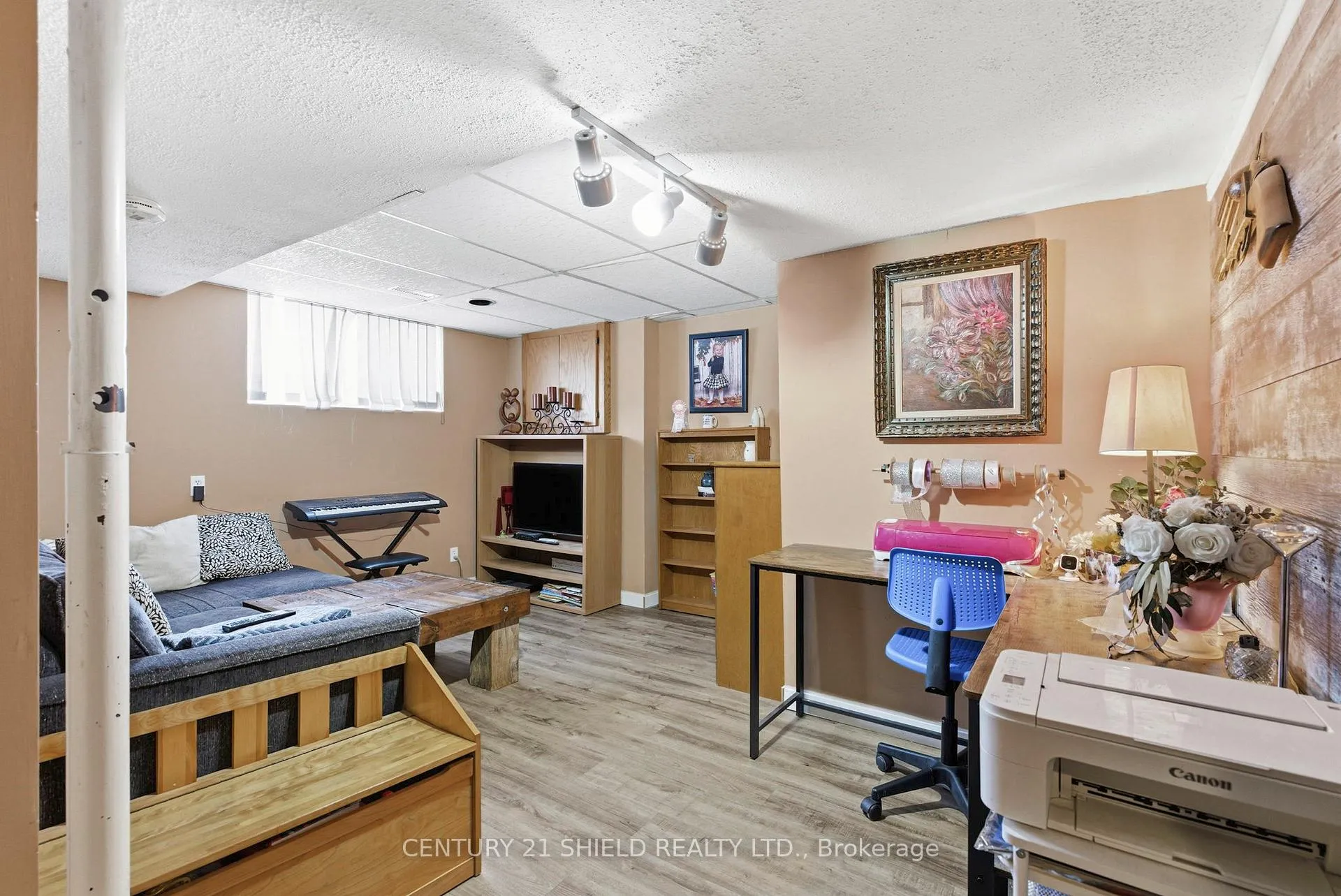 Photo 21 of 1712 Cumberland Street, Cornwall — HOMEH