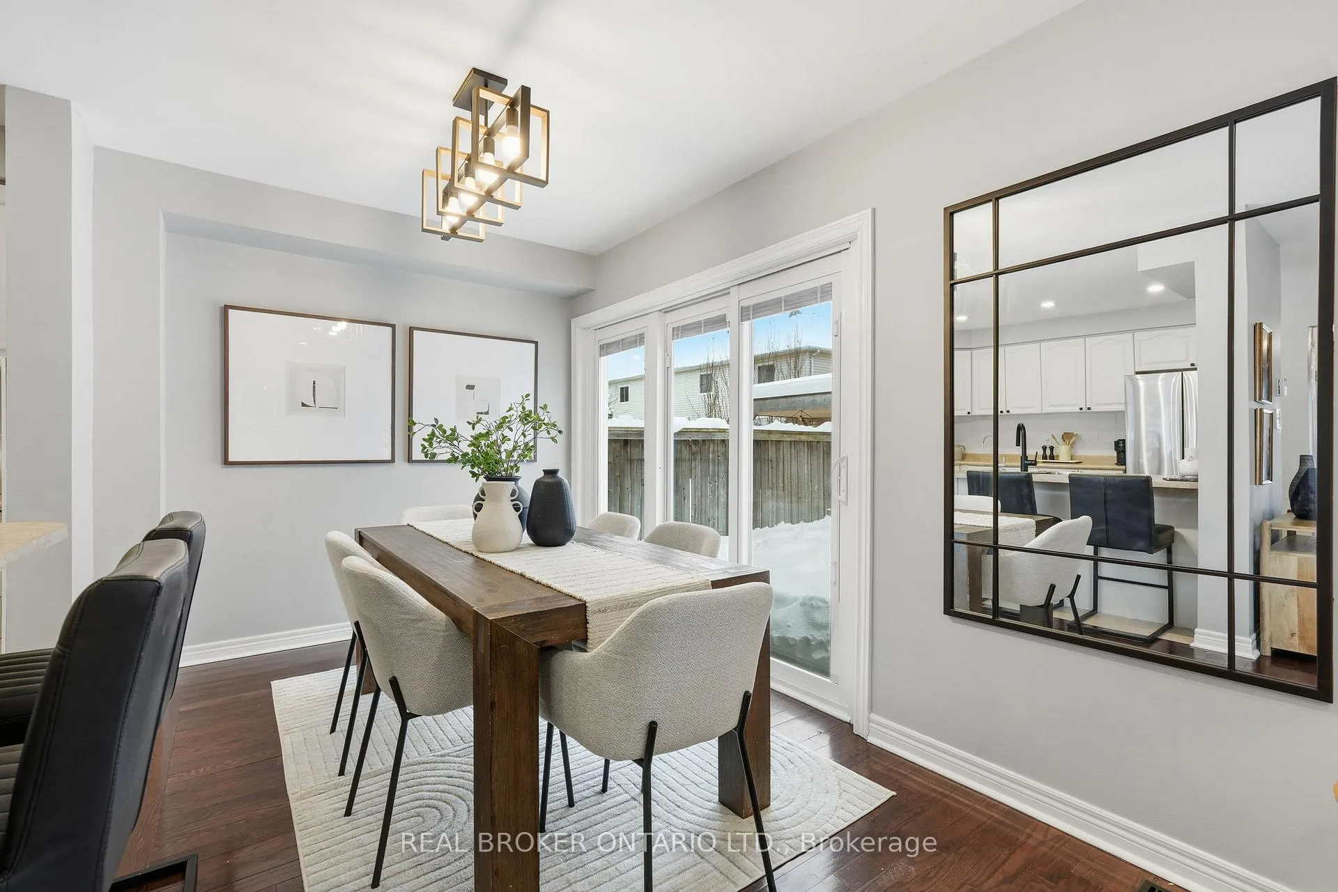 Photo 13 of 76 Buttercup Crescent, Hamilton, Waterdown — HOMEH