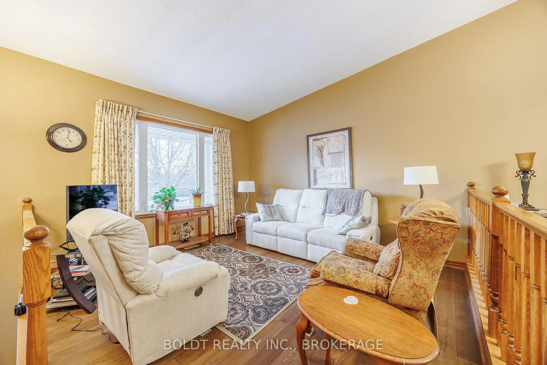 Photo 4 of 6 Stephenson Court, Thorold, Allanburg/Thorold South — HOMEH
