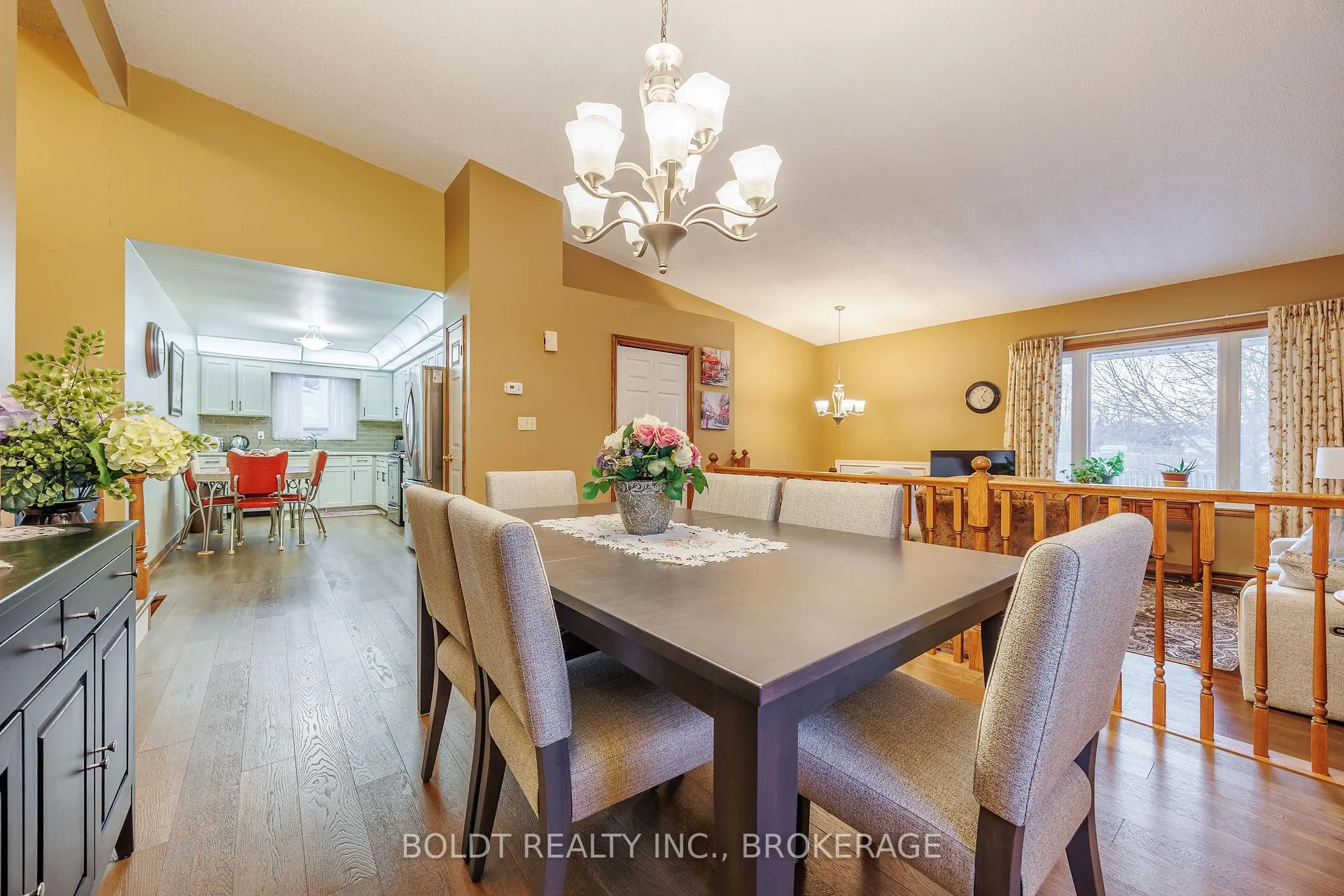 Photo 7 of 6 Stephenson Court, Thorold, Allanburg/Thorold South — HOMEH